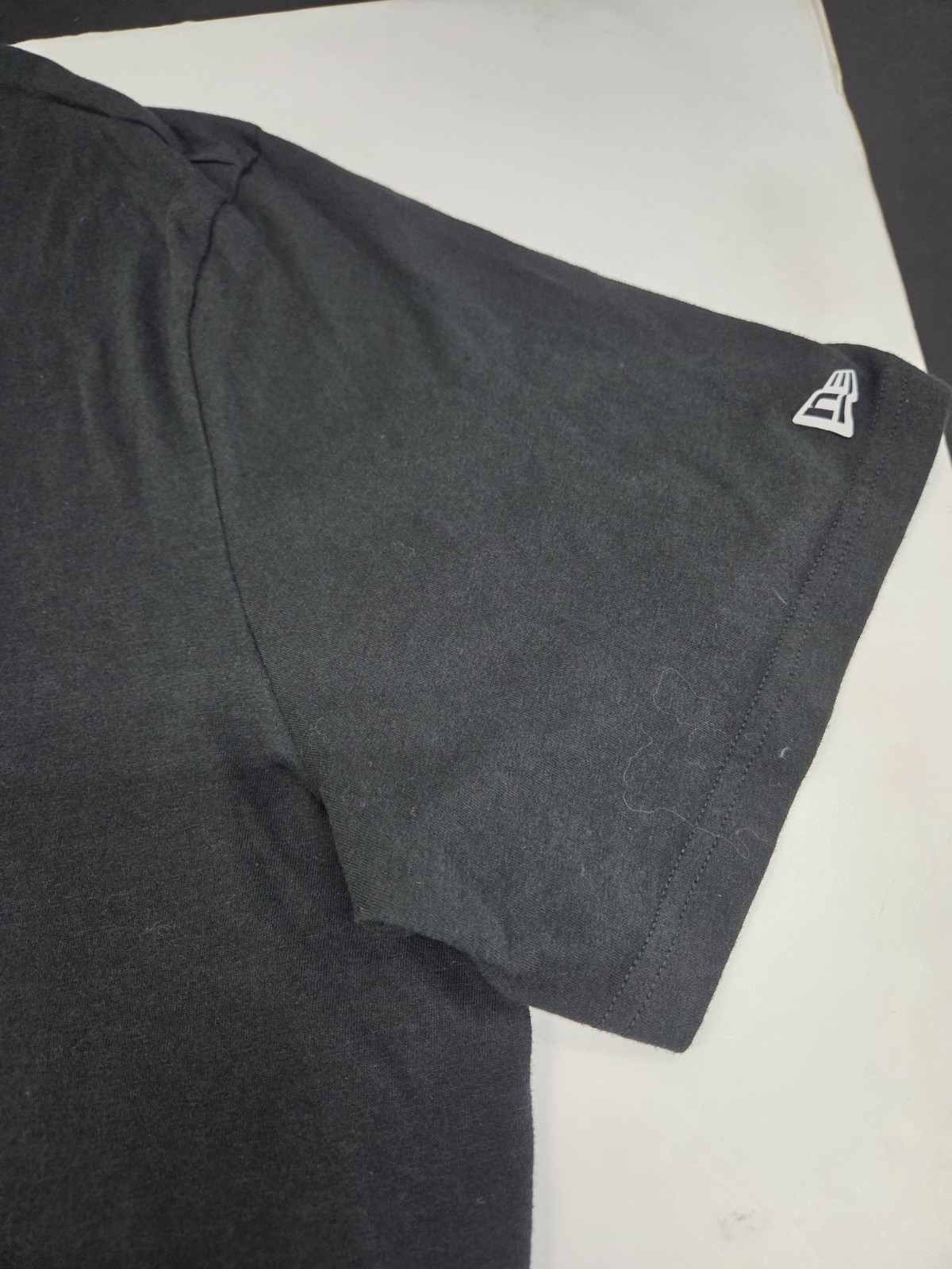 New Era Full Gorilla Black T Shirt Size Polyester/Cotton/Rayon Size 4XL #7592 gallery