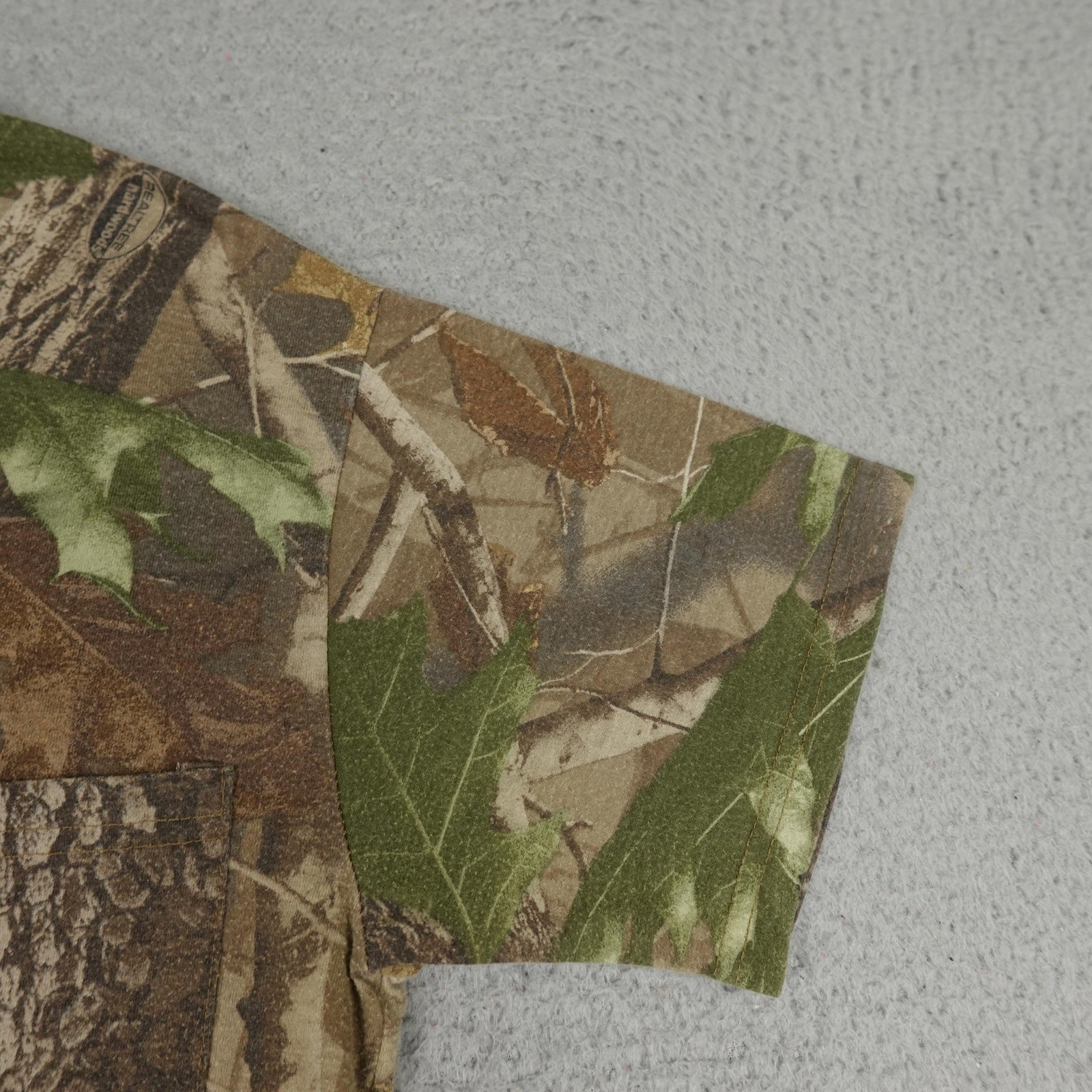 Vintage Ranger Shirt Mens Medium Camo Realtree Hardwood Pocket Outdoor Hunting gallery