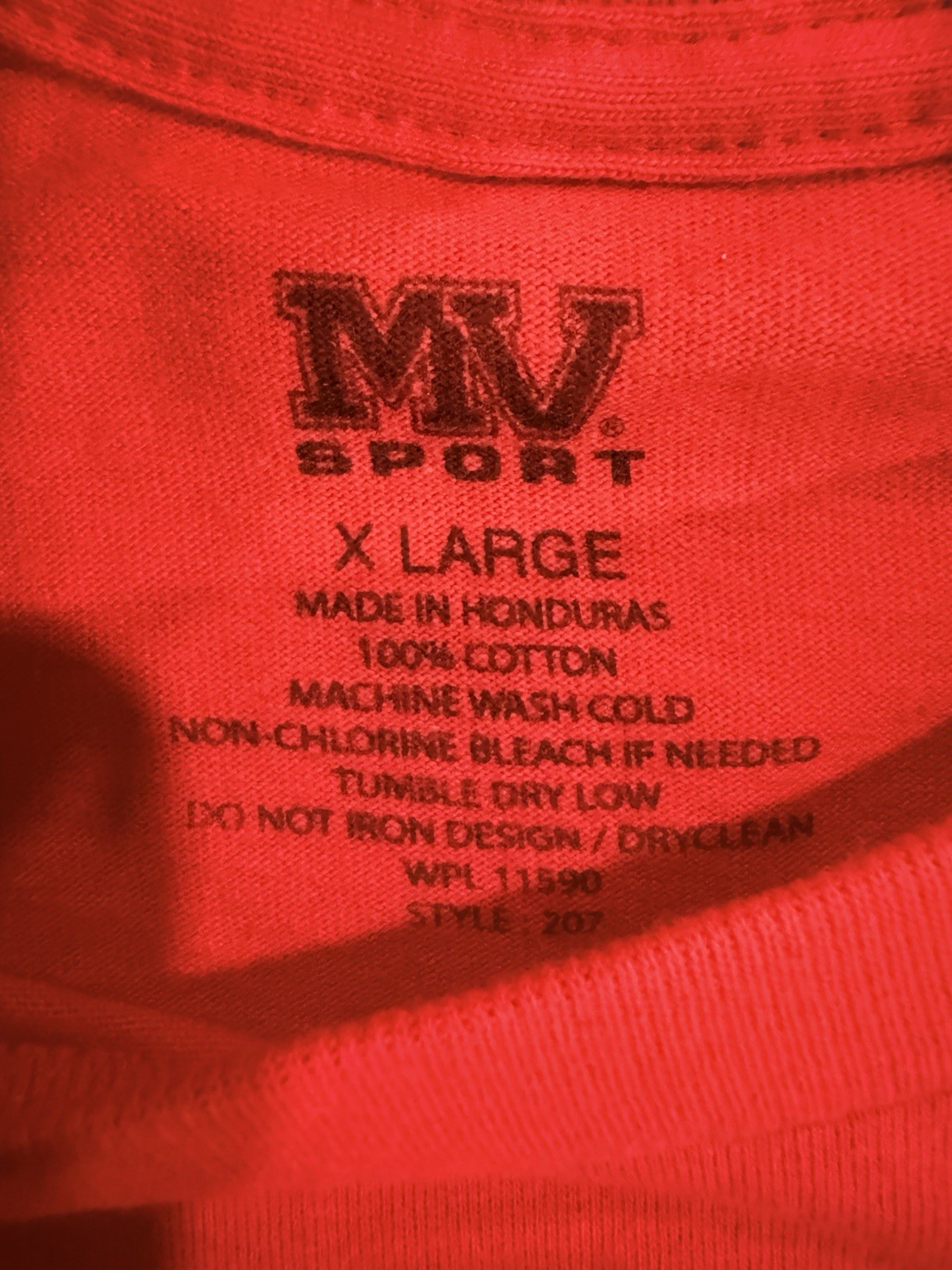 UNITED STATES MARINE CORPS “USMC BASE CAMP PENDLETON, CA”- Red T-Shirt - Sz XL gallery