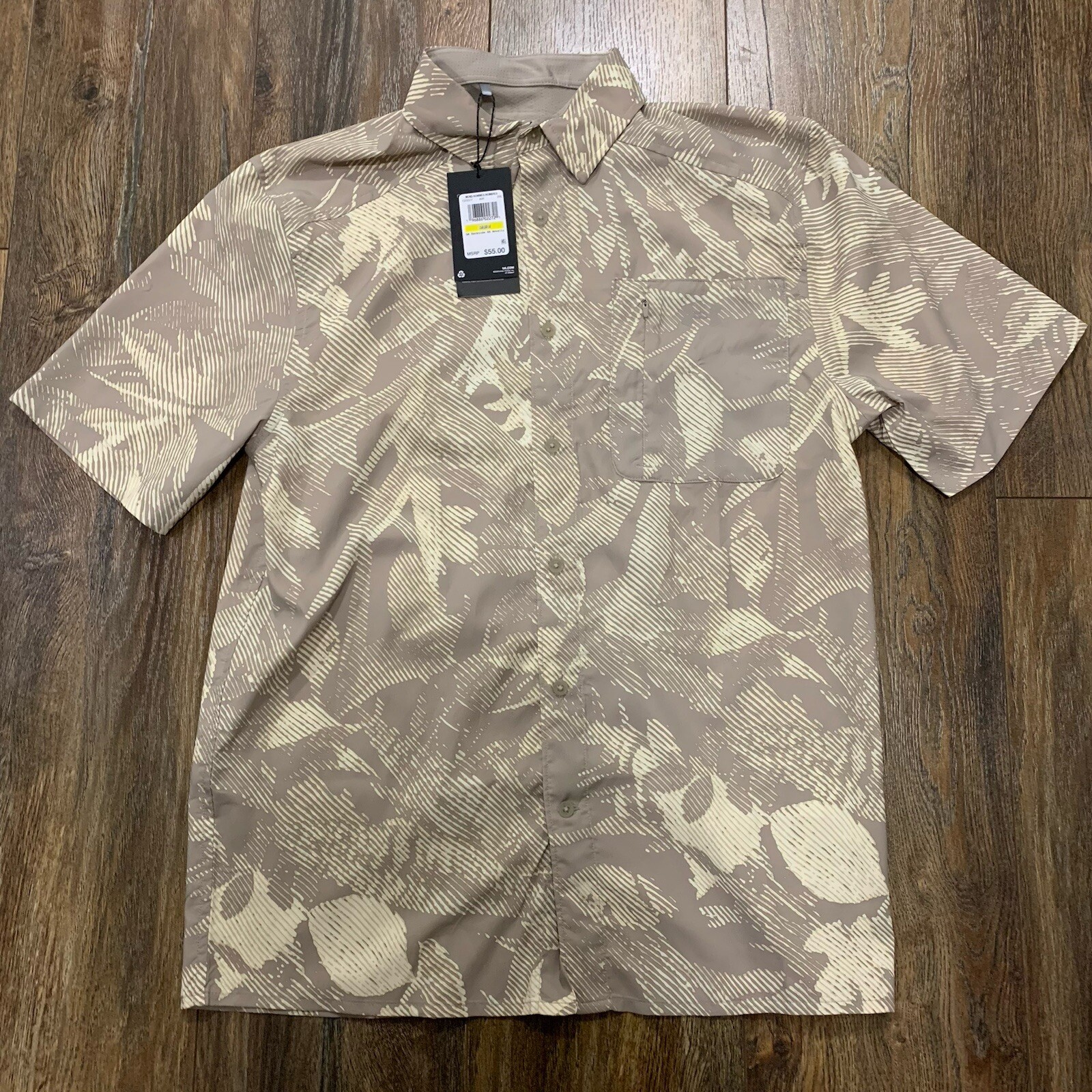 Under Armour Dockside SS Novelty UPF 30 Button Shirt Beige Sand Camo Color Sz M gallery