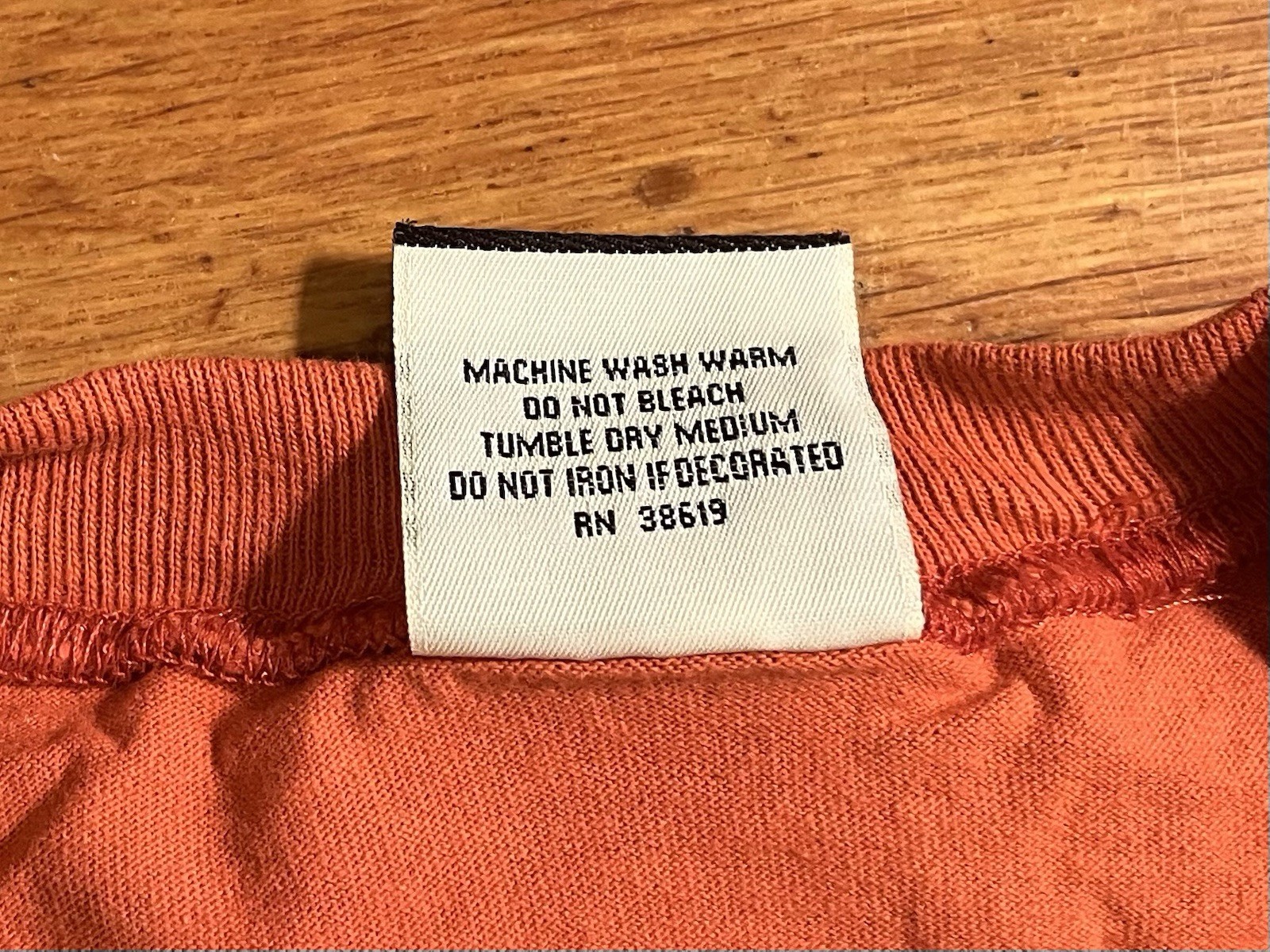 VINTAGE Jillian's Boston Billiards Mao Tse Tung Quote Shirt Men’s L Orange 90s gallery