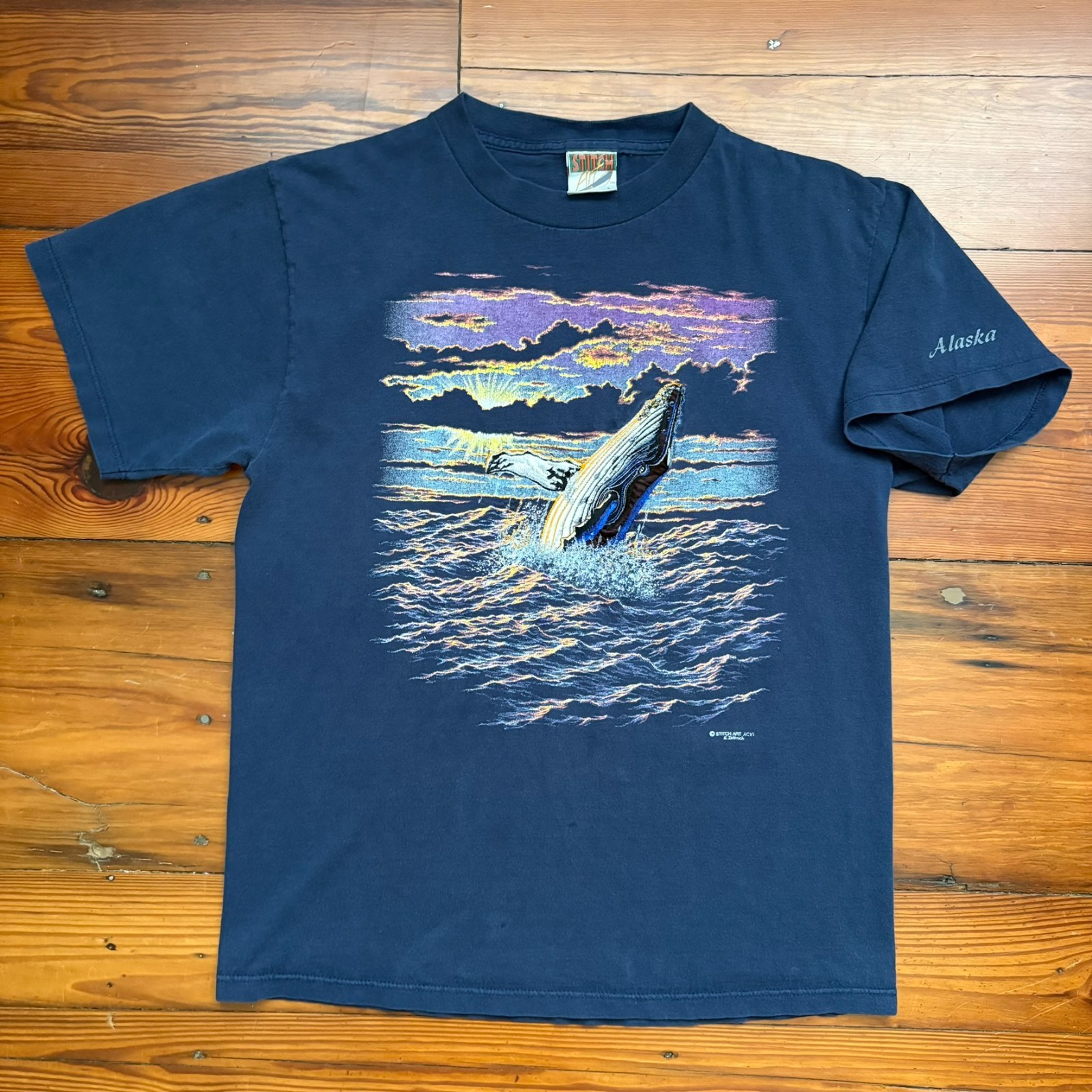 Vintage Whale Nature Art T-Shirt Men's Size L Navy Blue 1990s Embroidered gallery