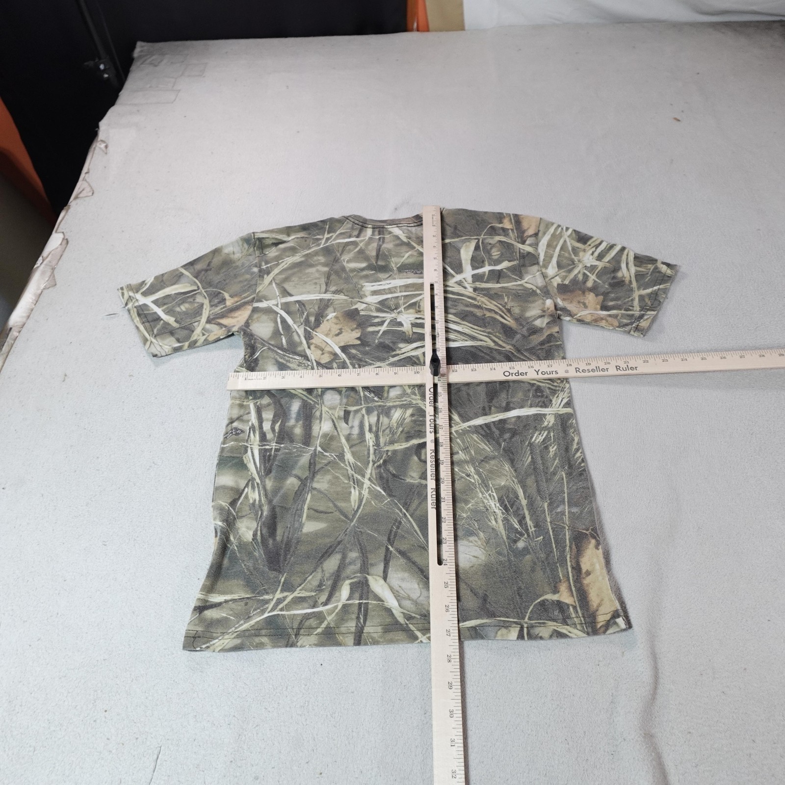 Red Head Camo Shirt Mens Small Green Hunting Outdoor Graphic Tee Gorpcore Top T gallery