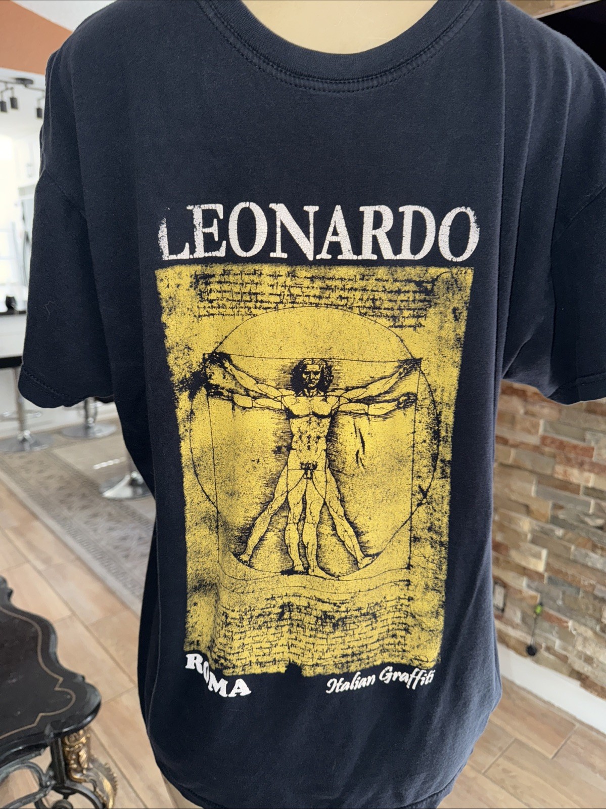 Vintage 90s Leonardo  T-Shirt Roma Graffiti Italy XL Distressed Y6