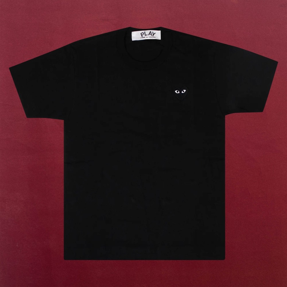 COMME DES GARCONS CDG PLAY BLACK HEART EYE LOGO T-SHIRT SIZE EXTRA LARGE MEDIUM