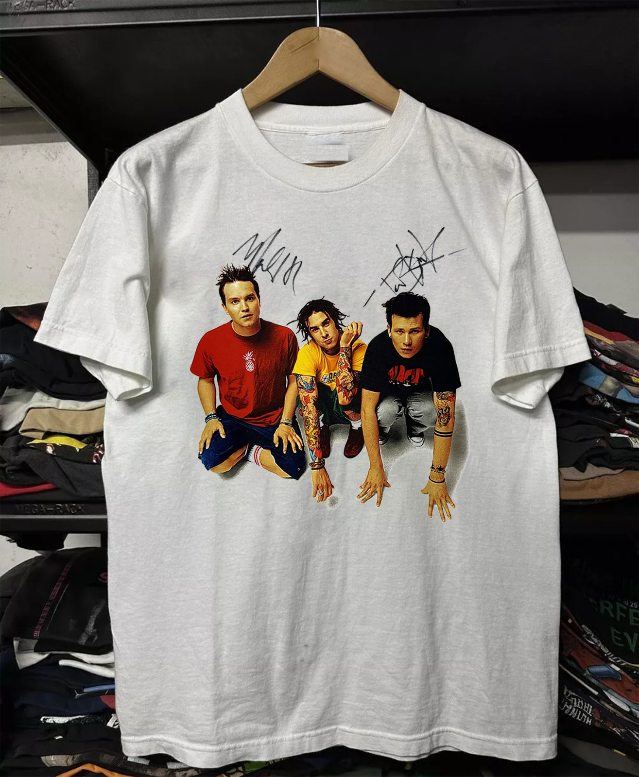 Blink 182 signature 2000 Tour T Shirt Men's S-5XL white DO803 gallery