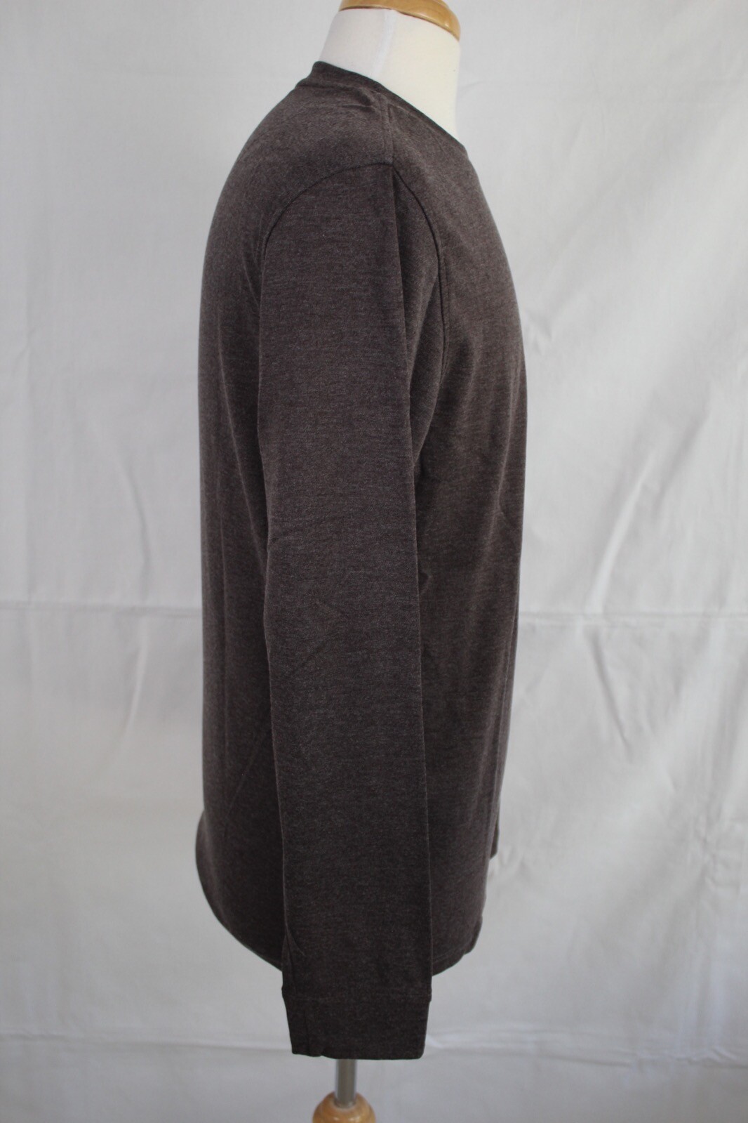 CROFT & BARROW Men's Easy Care Long Sleeve T-Shirt size M New gallery