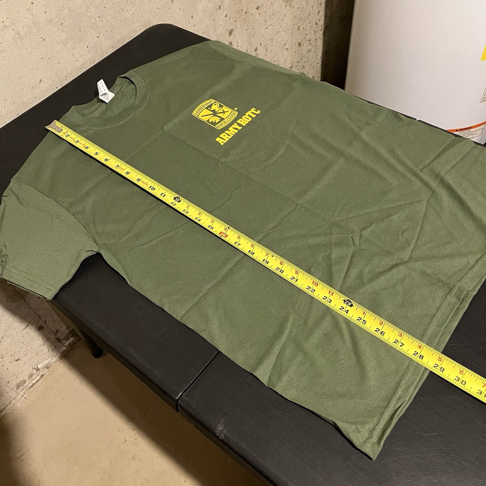 Army ROTC Men Leadership Excellence Crest Logo Green T-Shirt Size Small NEW gallery