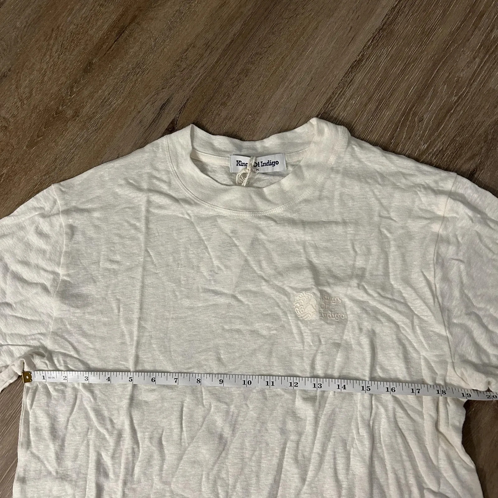 Kings Of Indigo Shirt Men's Medium White Penda Pocket Tee Cloud Dancer Crewneck gallery
