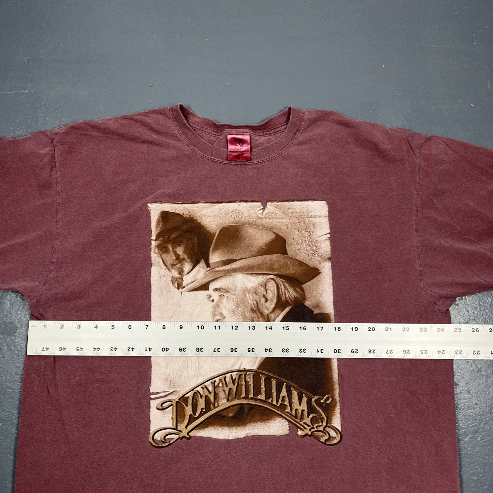 Vintage Don Williams The Gentle Giant Tshirt XL Purple Dbl Sided VTG Music gallery