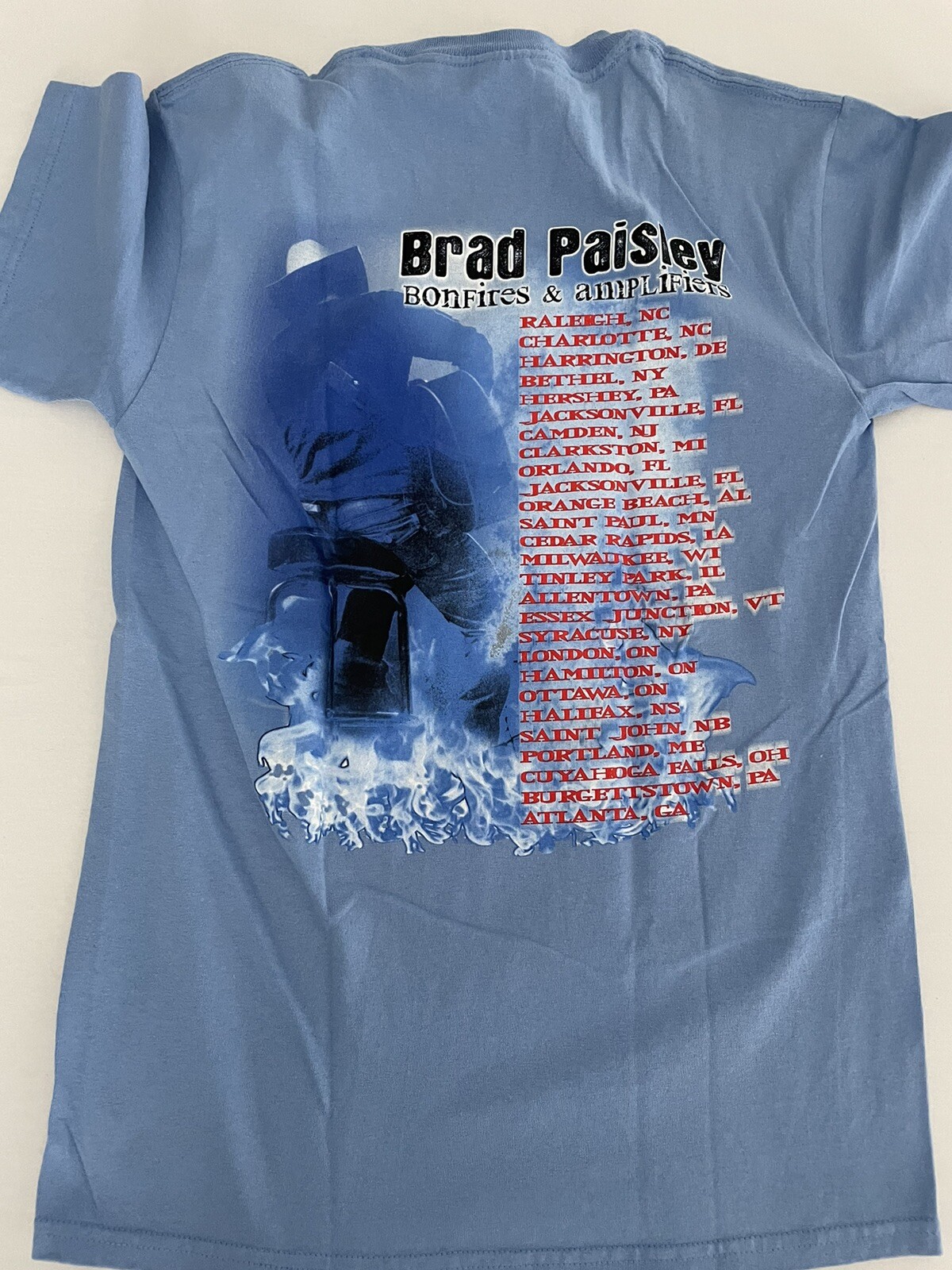 BRAD PAISLEY Concert Shirt Short Sleeve Bonfires & Amplifiers Small S Blue 1223a gallery