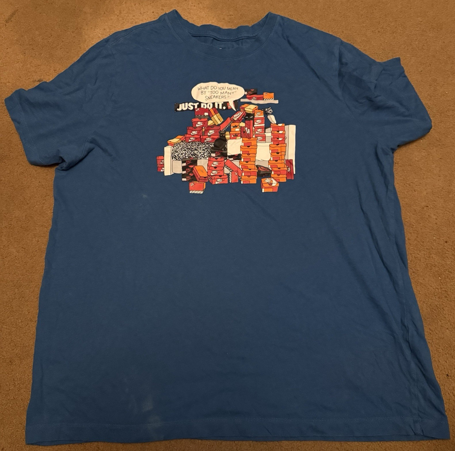 Nike The Nike Tee Men's XL Blue Sneakers Graphic Logo Crew Neck T-Shirt gallery