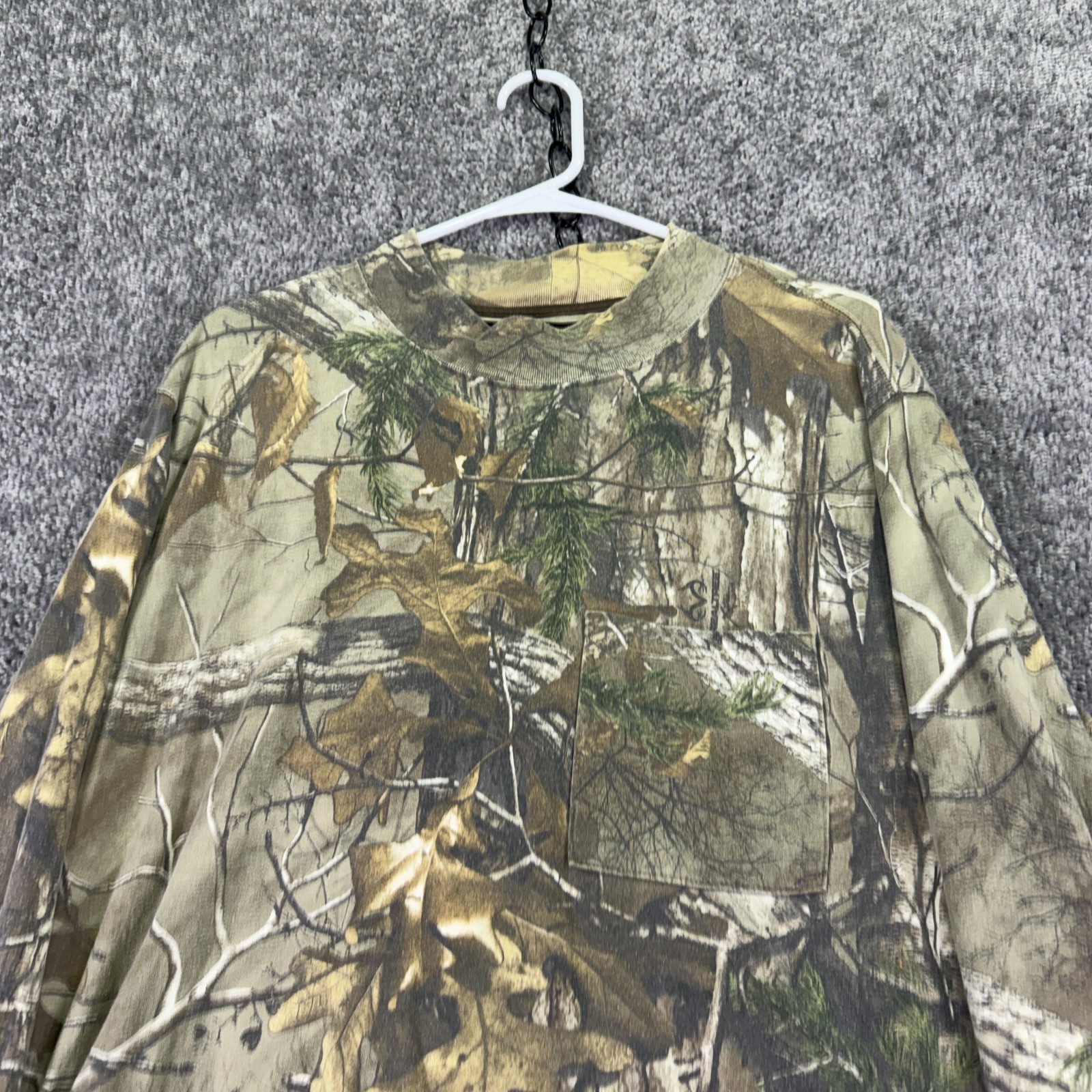 Realtree Shirt Mens XL Multicolor Long Sleeve Camo Pocket Tee Hunting Outdoor gallery