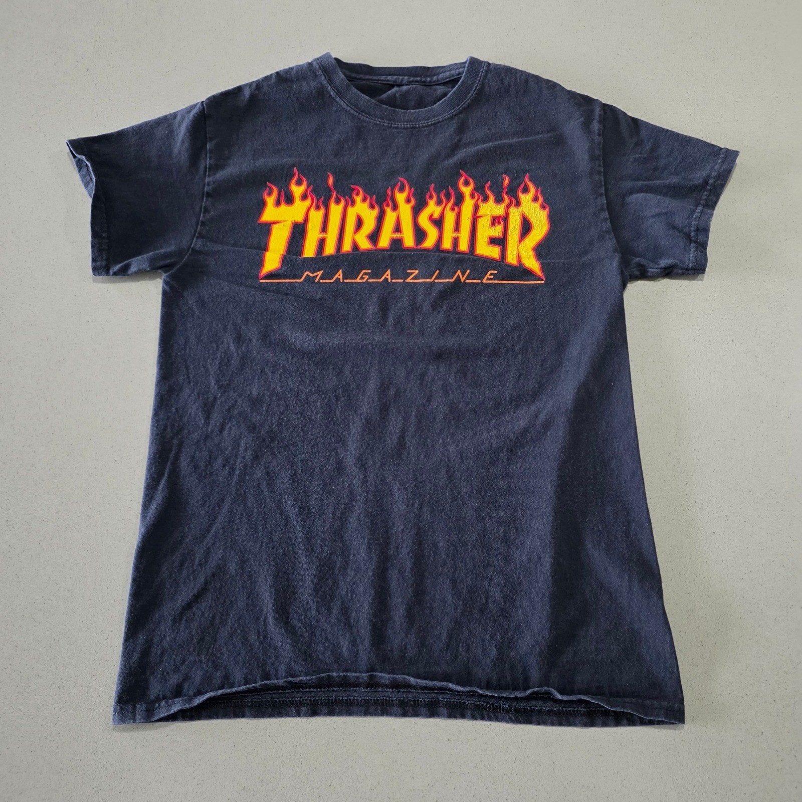 Thrasher Magazine Flame Logo Graphic T-Shirt Black Mens Small Skateboarding Tee gallery