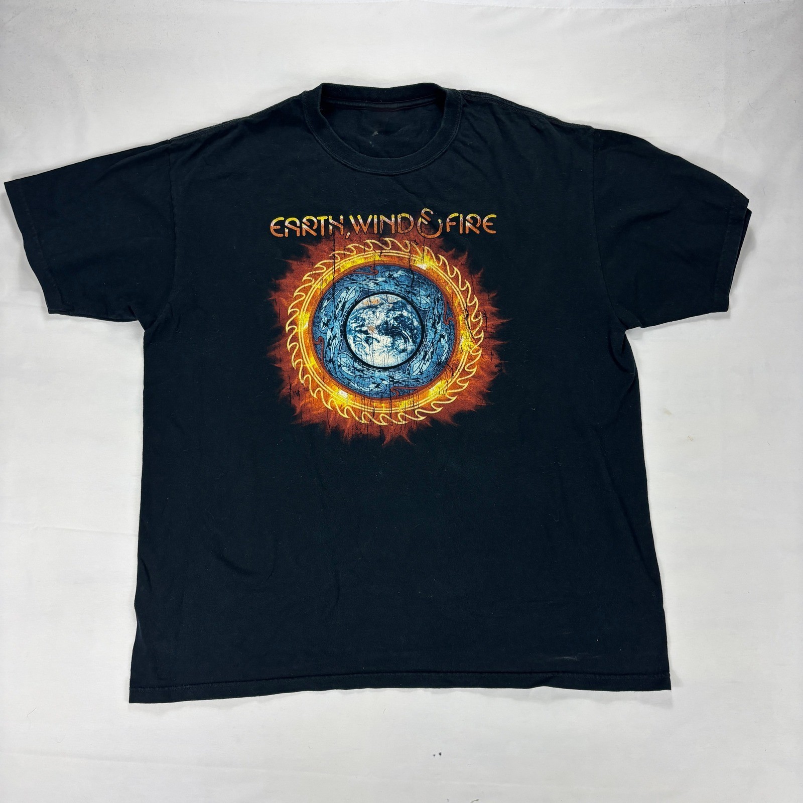Vintage Earth Wind & Fire Summer Tour 2006 T Shirt BO313