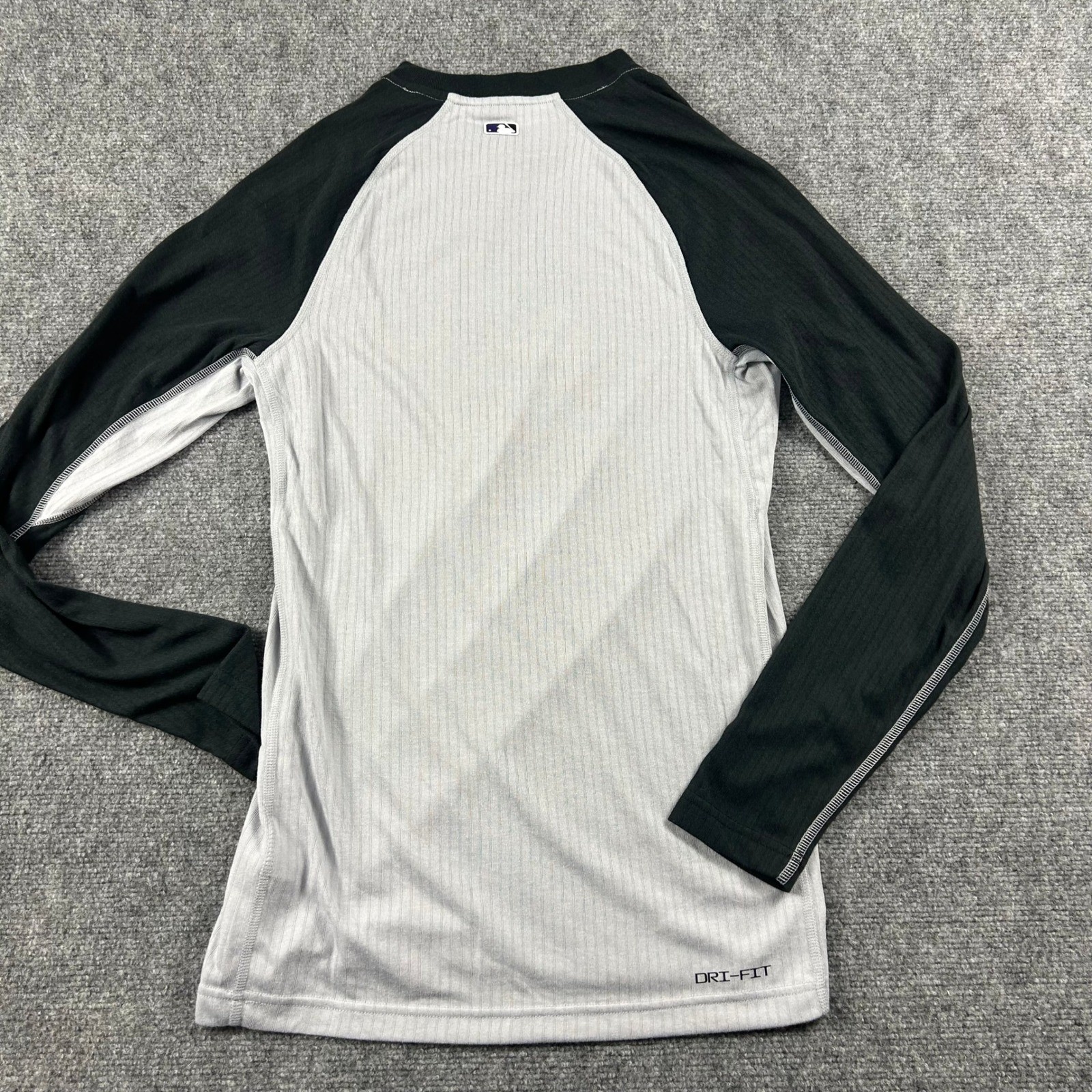 Nike Colorado Rockies Baseball Shirt Mens Small Grey Black Dri-FIT Raglan gallery