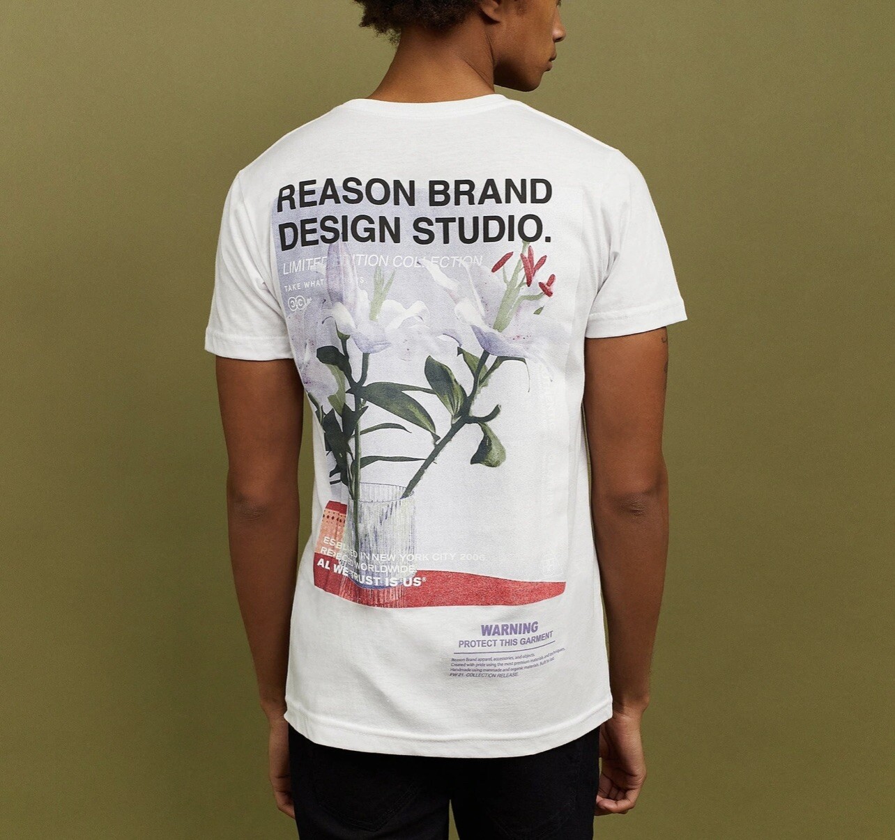 NWT Reason Design Studio Men’s Limited Edition “Built To Last” White Tee Large gallery