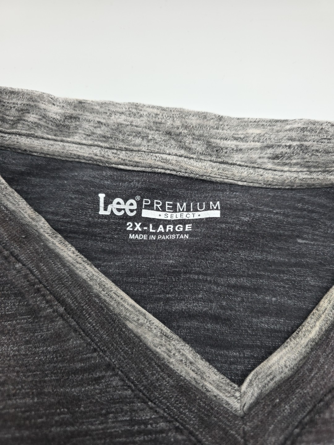 Lee T-Shirt Men 2XL Gray Cotton Blend V Neck Tee.#44686 gallery