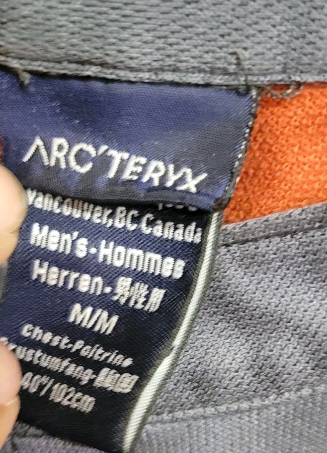 Vintage Arc’teryx Performance Shirt 1/4 Zip Mens Medium Two Tone gallery