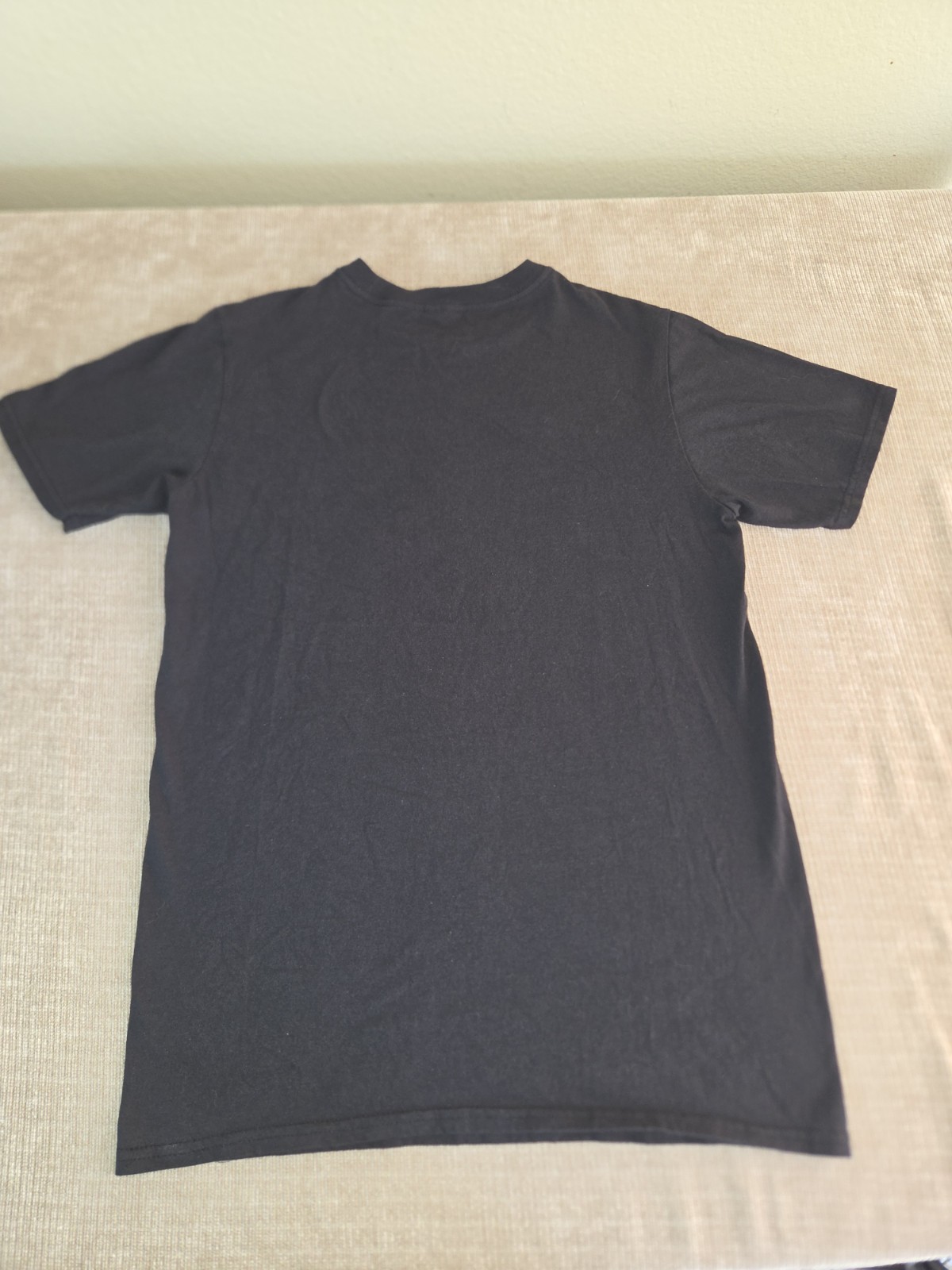 Batman DC Kid's XL Black/Yellow Logo Graphic Print Cotton Knit Crew T-Shirt gallery