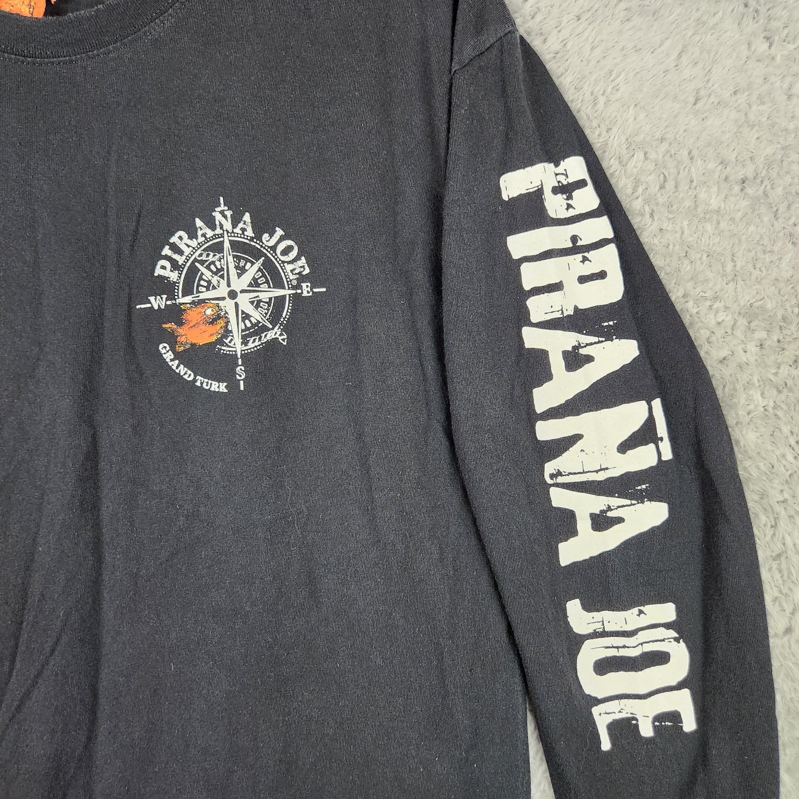 Pirana Joe Shirt Mens Large Black Grand Turk Compass Nautical Fish Graphic Logo gallery