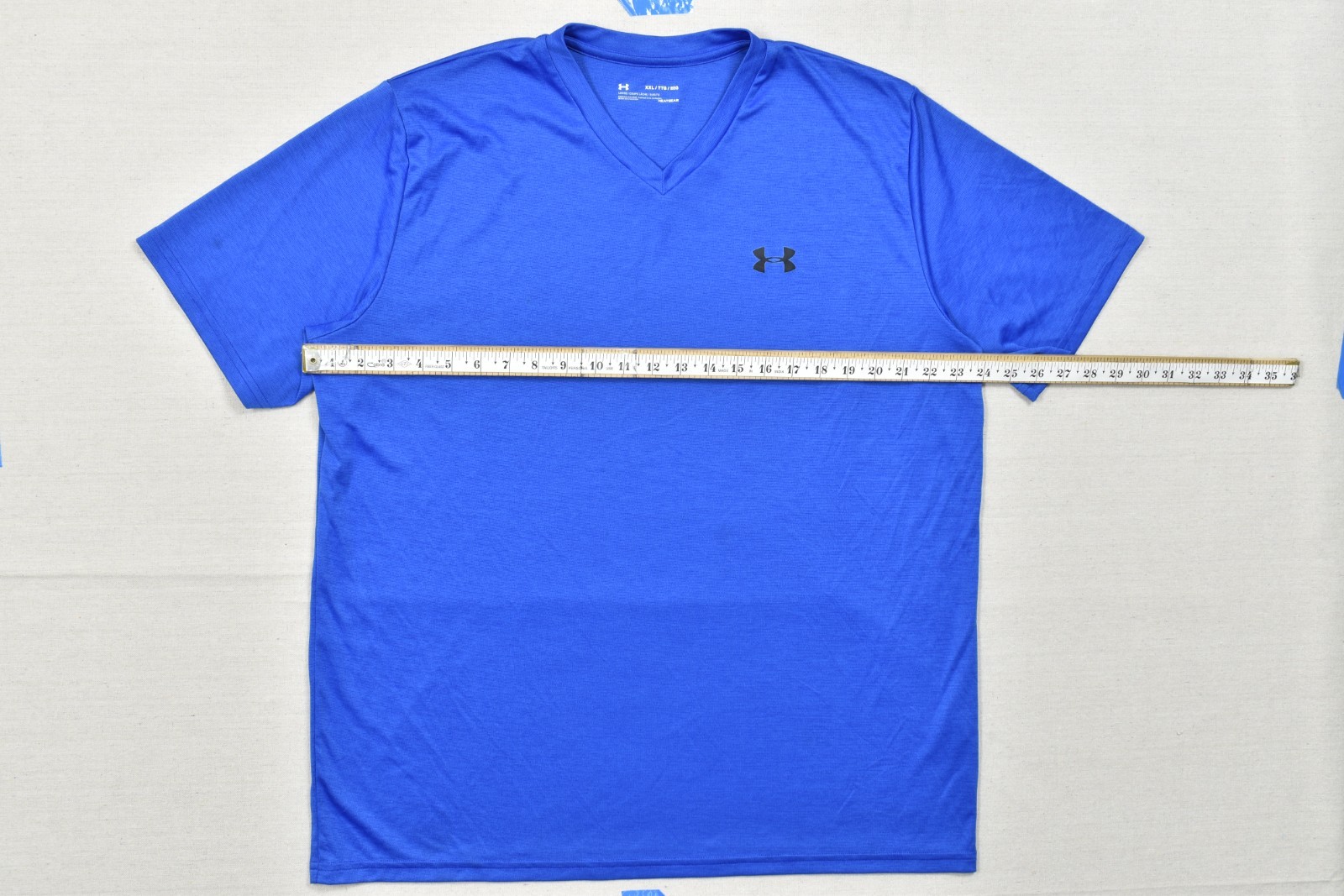 Under Armour HeatGear Men's XXL Blue Short Sleeve V-Neck Loose Fit Workout Tee gallery