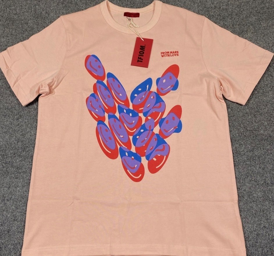 The Future Is On Mars Men’s Alien Smile T-Shirt Size Medium Peach Heavy Tee NWT
