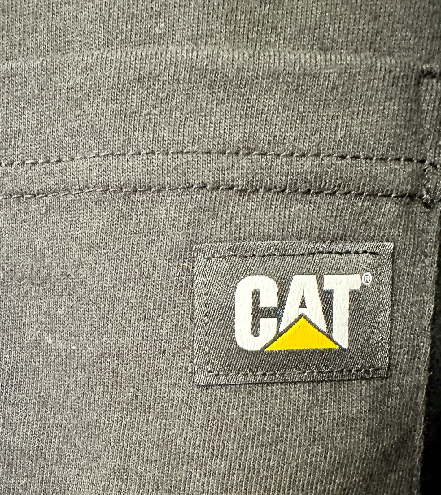 Cat Men's Short Sleeve Crew Neck Logo Tee, Black gallery