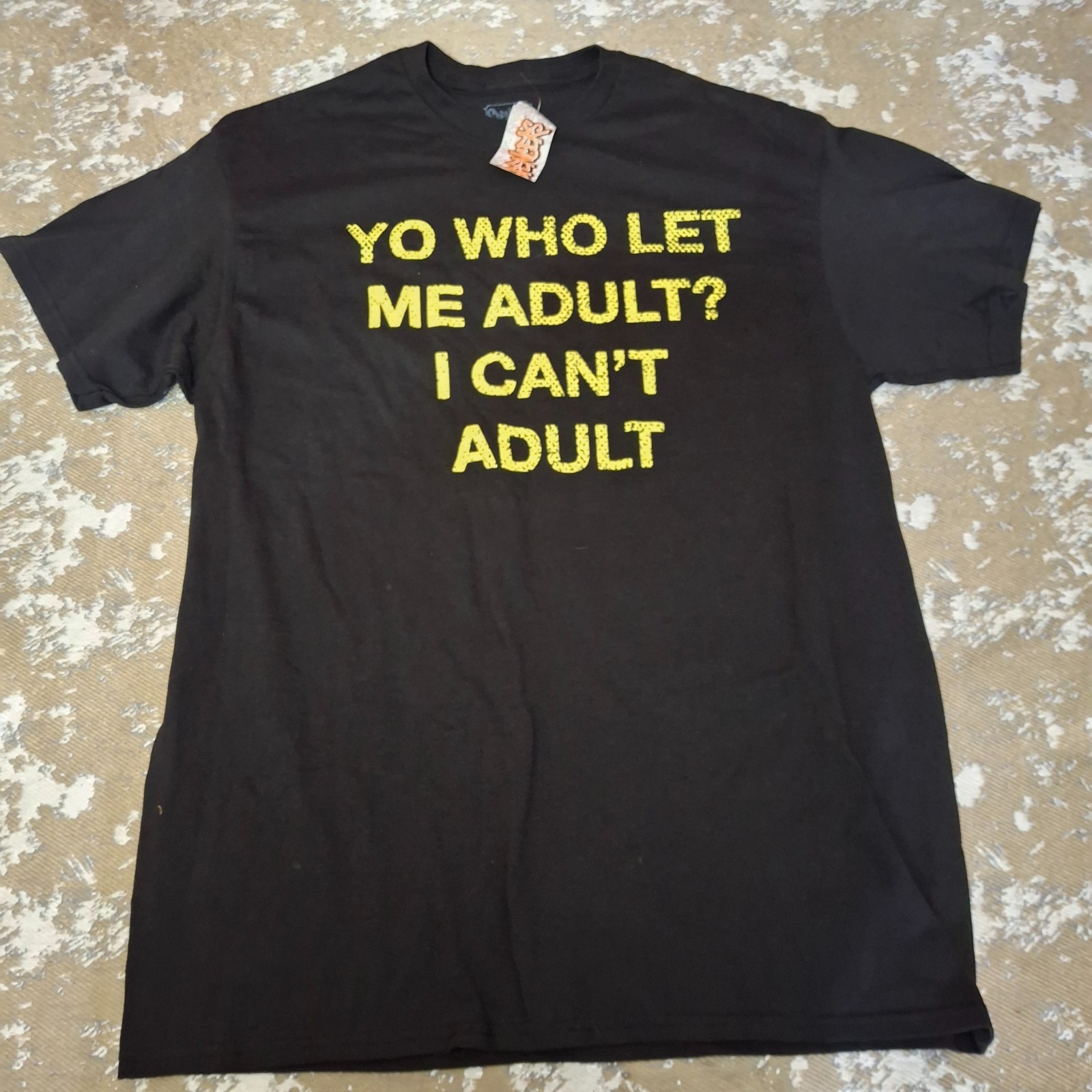 Spencers T-Shirt Yo Who Let Me Adult Shirt Size Large Humor Funny Gag Gift Joke gallery