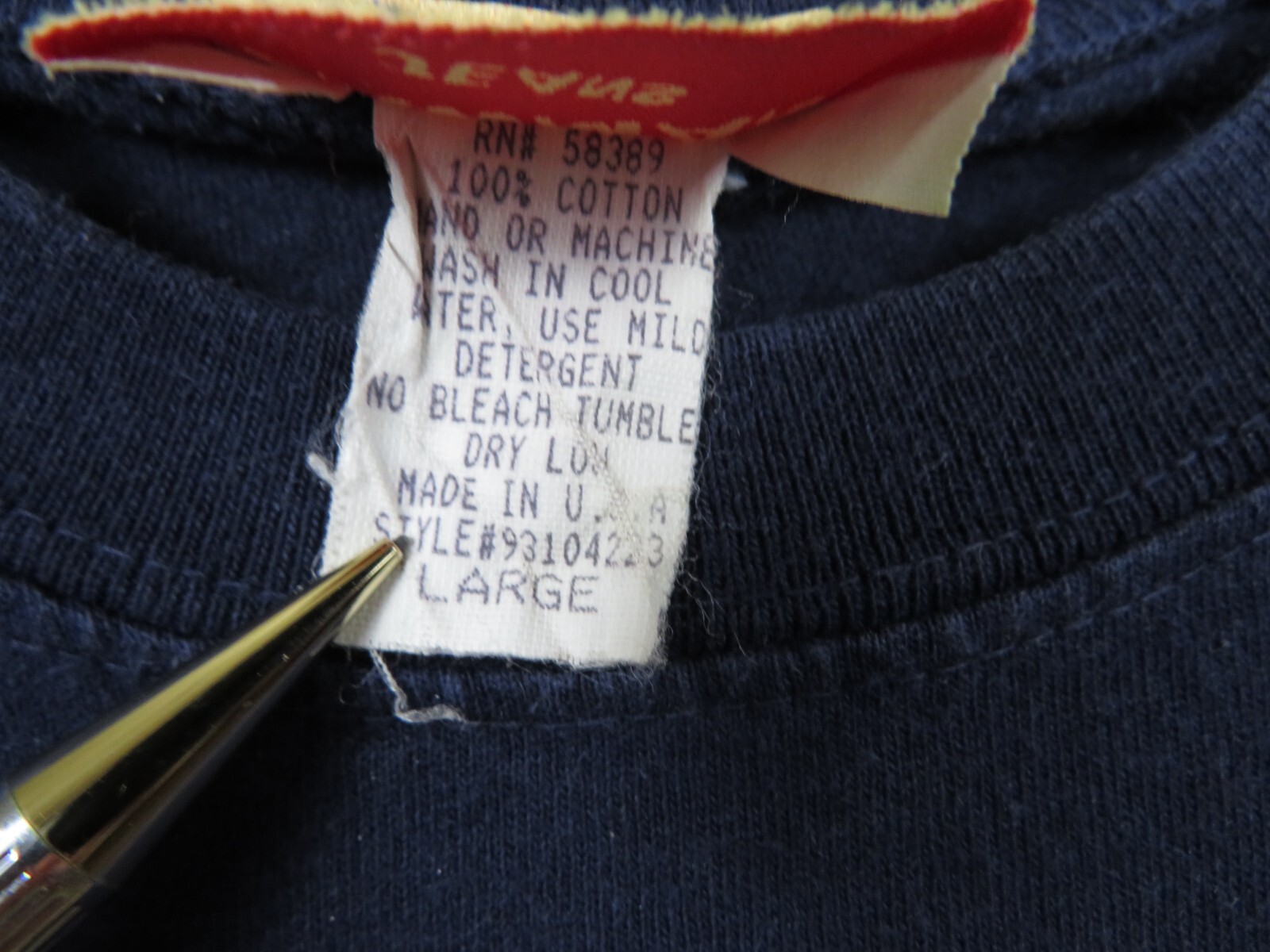 VTG World Class Denim Lawman Jeans Boot cut made in USA T-Shirt L gallery
