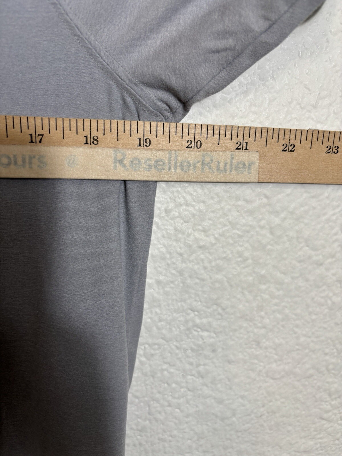 Rhone Shirt Mens Medium Gray Short Sleeve Nylon Blend *Spotting gallery