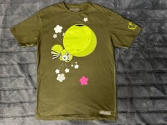 Artcotic x Dalek Space Monkey Graphic Tee Shirt Olive Green Men’s Large L
