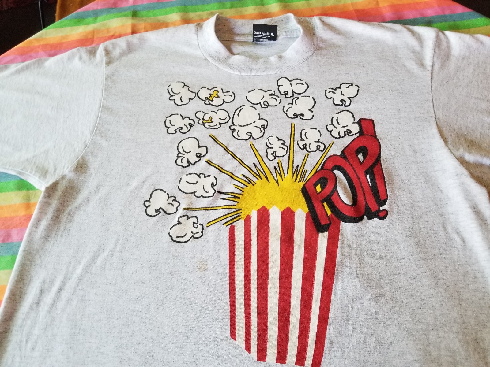 POPCORN COOL 80S TEE SHIRT OP ART TEE SCREEN STARS TAG KILLER LARGE gallery