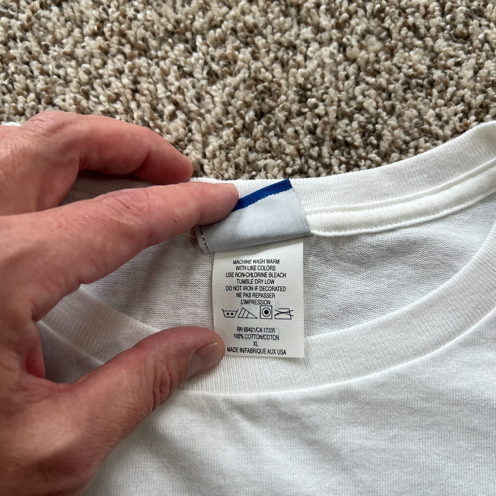 Vintage 90's Reebok White XL USA Logo T-Shirt Classic gallery