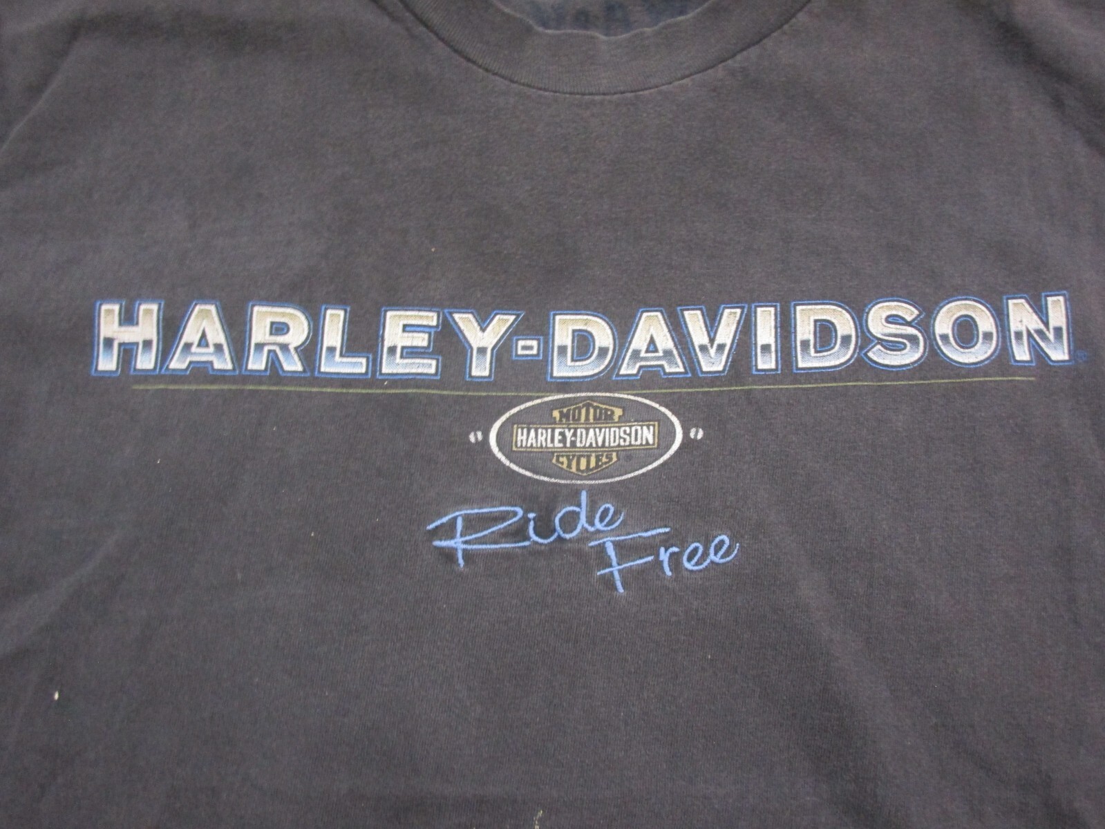 Vintage 1990s Harley Davidson Motorcycles Ride Free Embroidered Ohio T Shirt (L) gallery