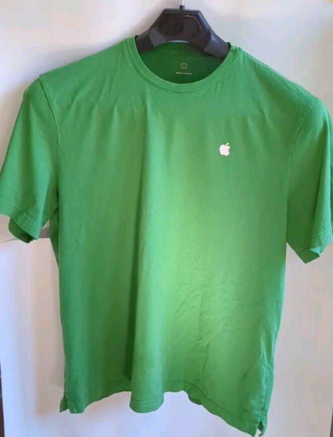 APPLE Official MAC Computer Store Employee GREEN Tech Staff T-Shirt Size LARGE