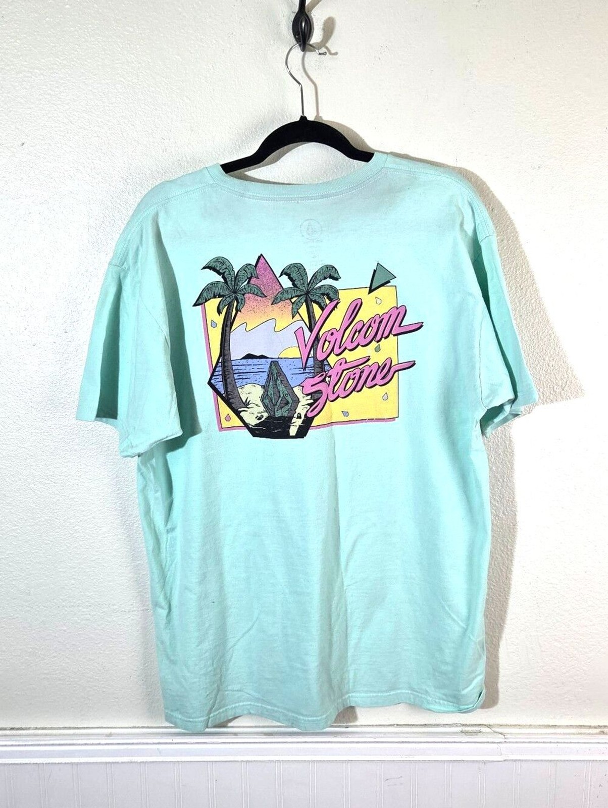 Volcom Stone Mens L Mint Green Graphic T Shirt Surf Skate Beach Tropical gallery