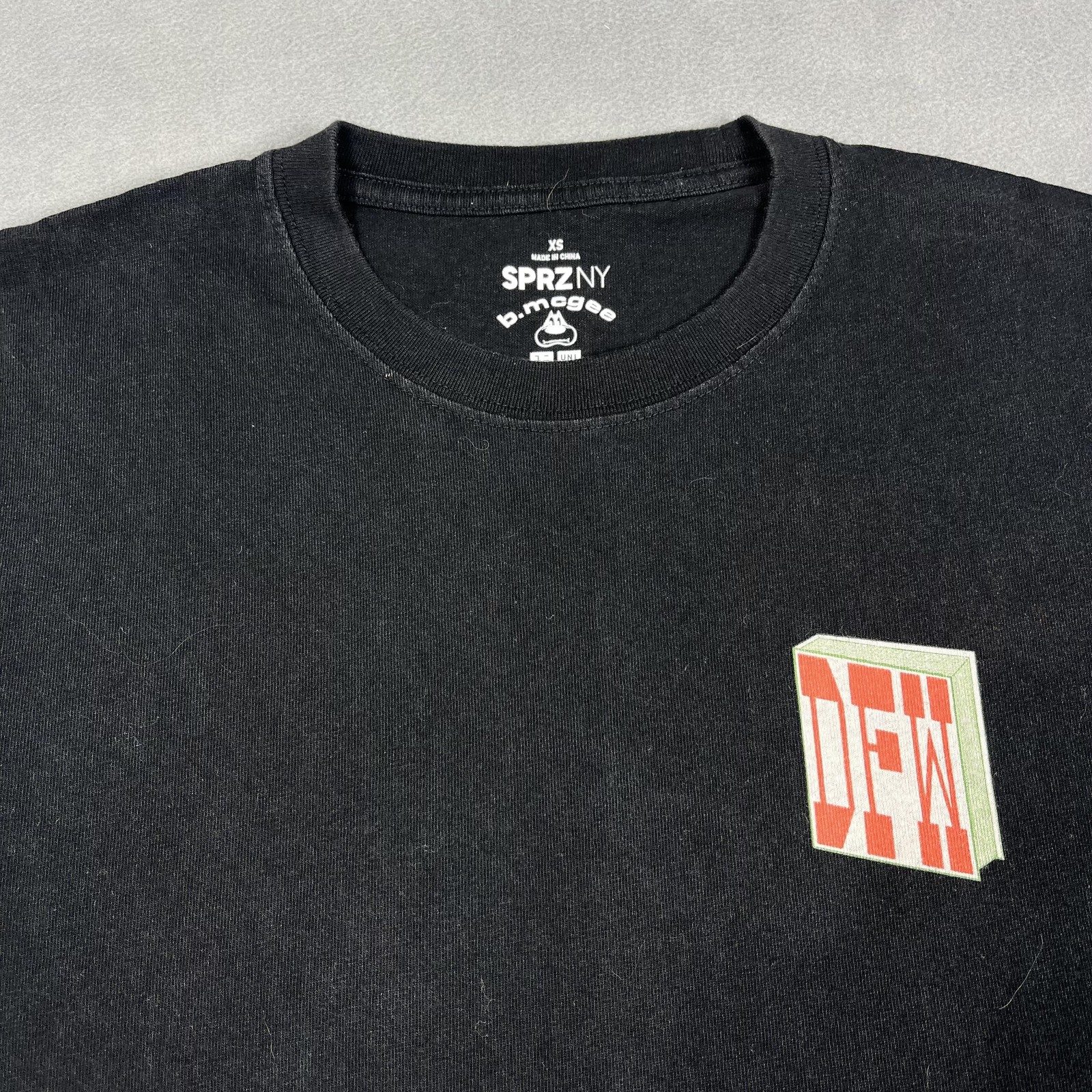 Uniqlo SPRZ NY Barry McGee Shirt Mens XS Black DFW KPFA Graphic Tee Art gallery