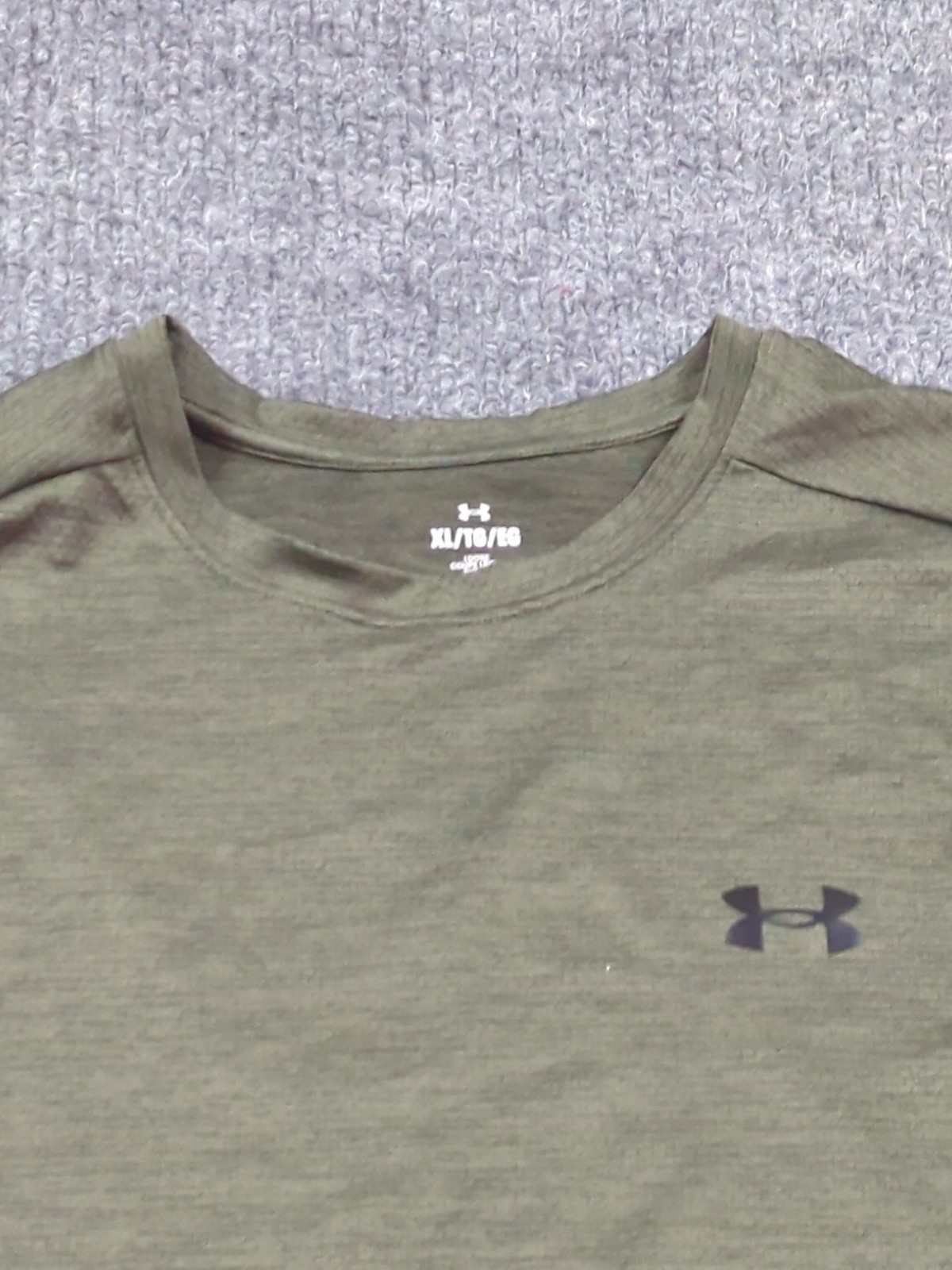 Under Armour Shirt Mens XL Green Short Sleeve Loose Fit Performance gallery