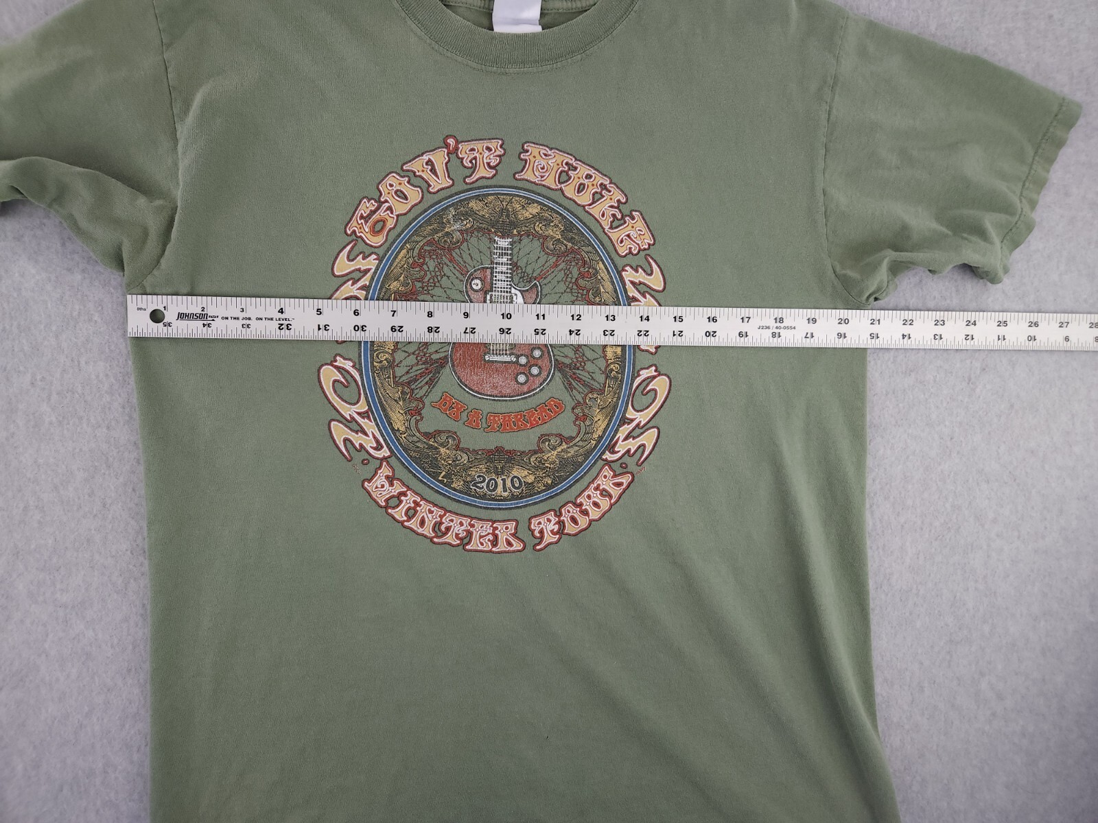 Gov't Mule Tour 2010 Concert T-shirt Guitar Government Rock Winter Size Medium gallery