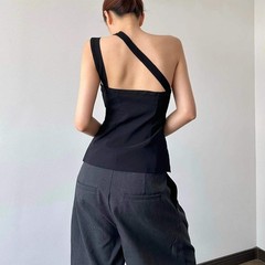 Cryptographic Elegant Asymmetrical Top with Hook and Eye Fashion Sexy Cut Out Ba