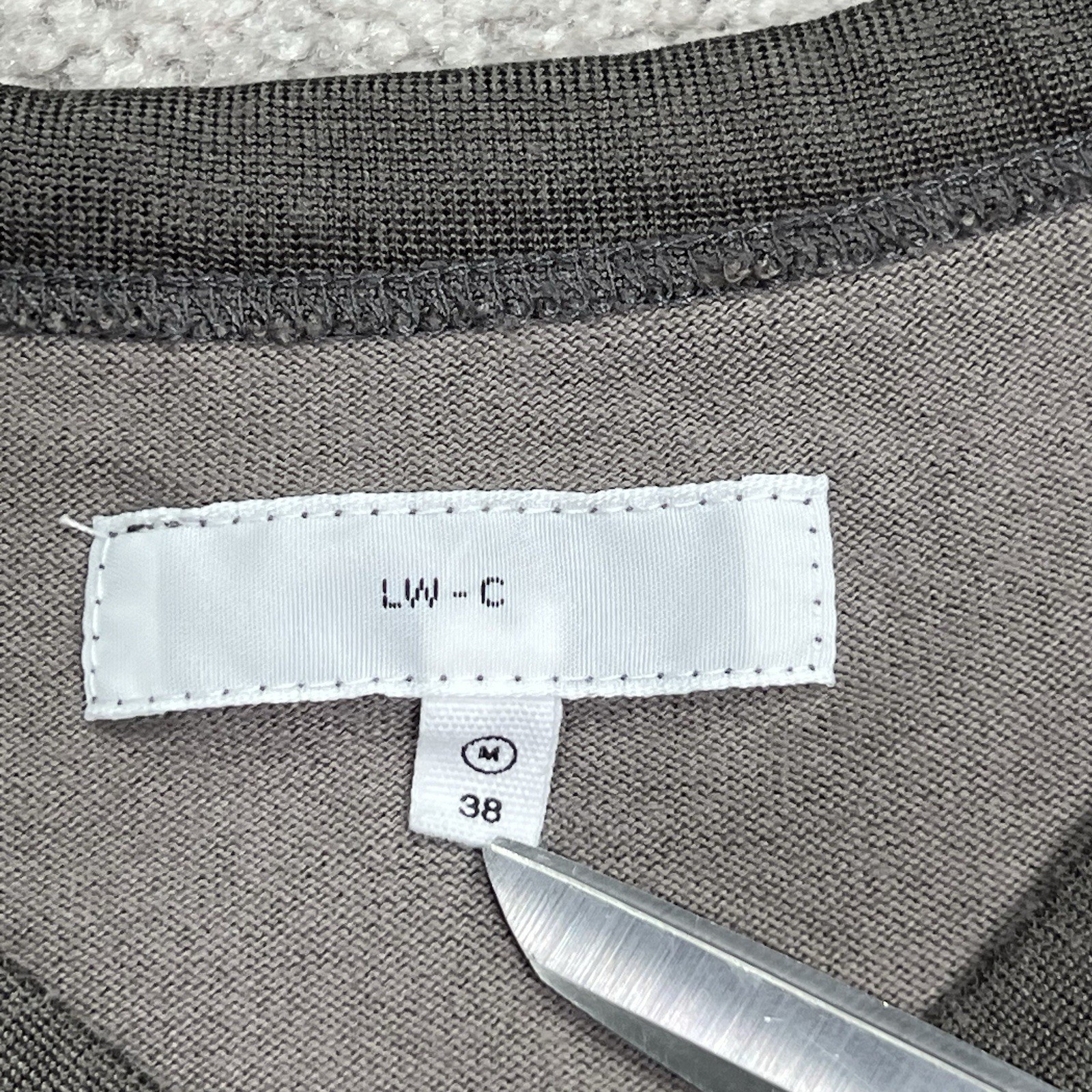 Lady White Co. LW-C Shirt Mens Size Medium 38 Gray V-Neck Cotton Rayon Blend gallery