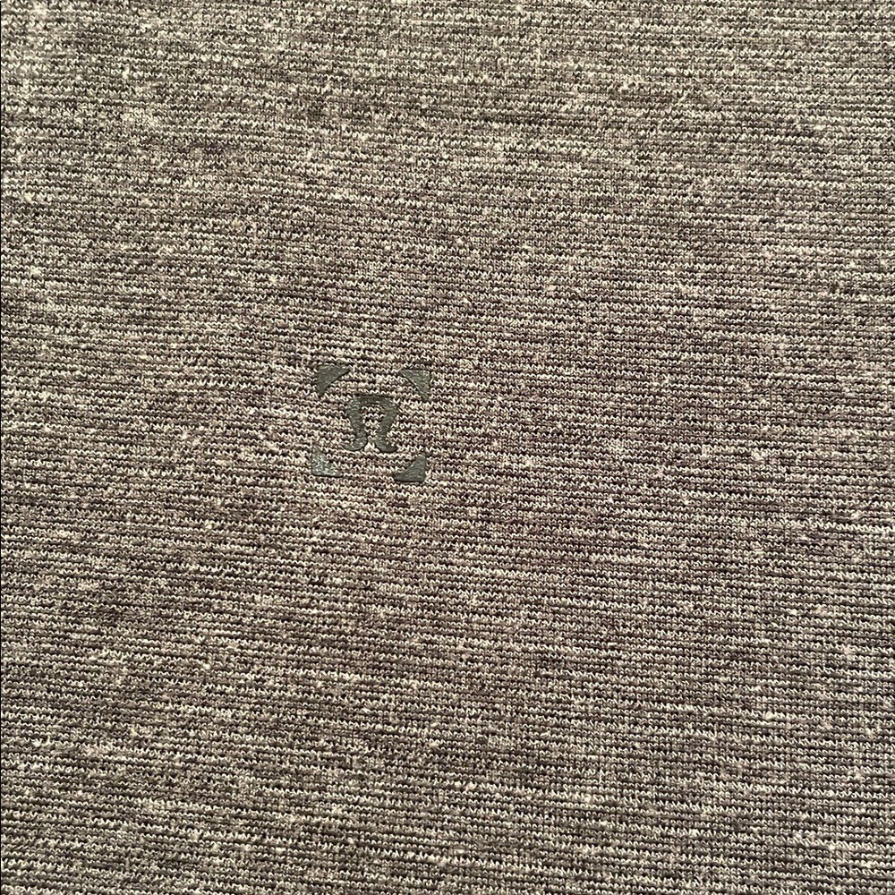 Lululemon Men's Gray Tee See Measurement gallery