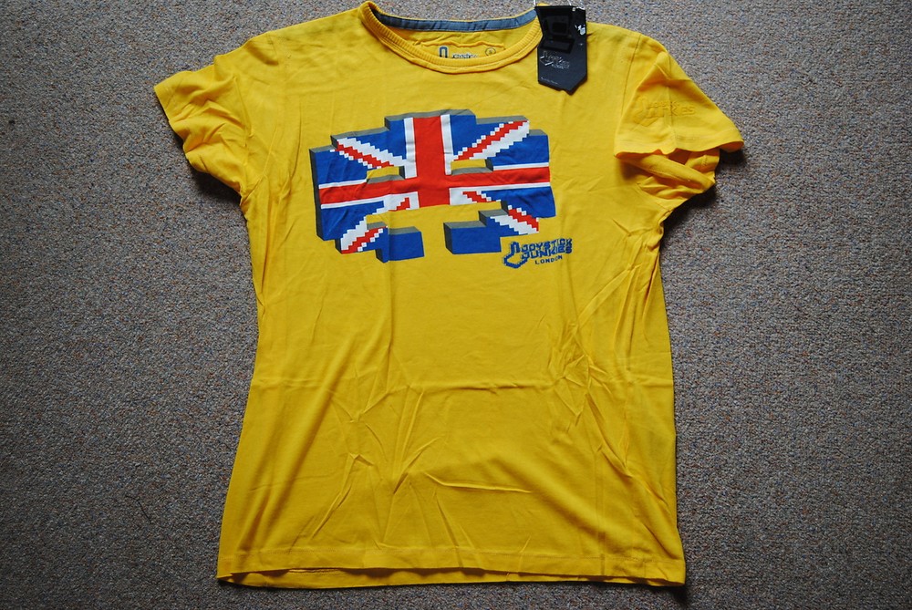 Joystick Junkies England Invader Yellow T Shirt BNWT Official Union Jack Game