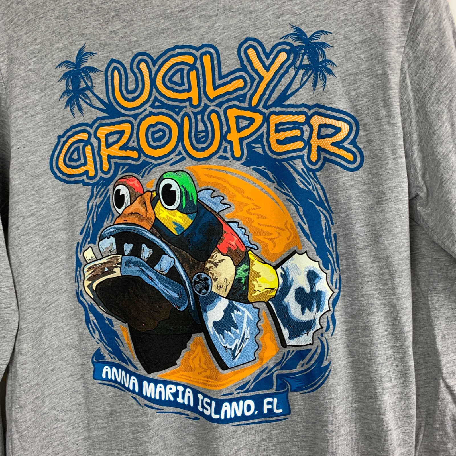 T-Shirt Gray “Ugly Grouper Anna Maria Island FL” Crewneck Long Sleeve Size S