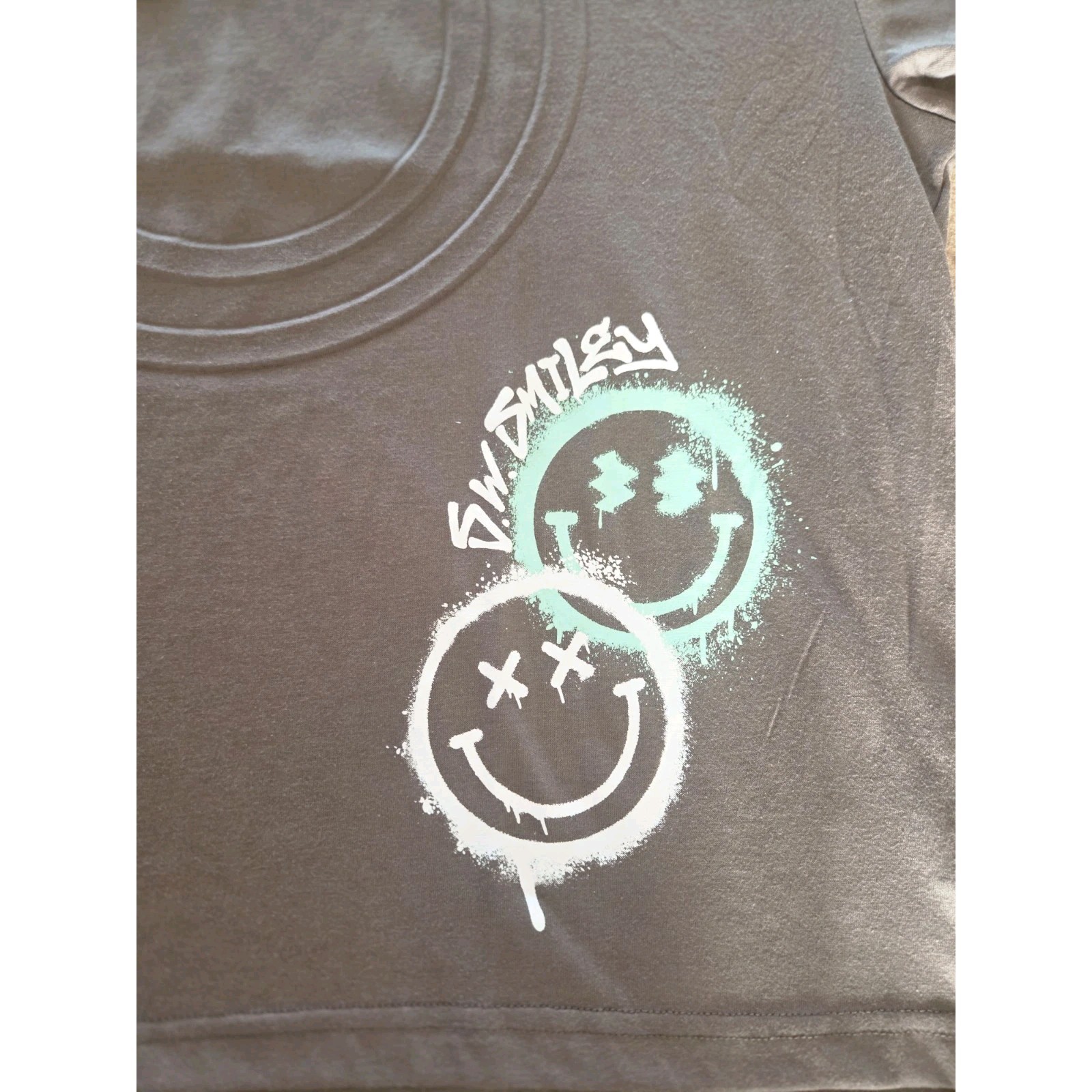 The Smiley Company Men's Size L Relaxed Fit Smiley Face T Shirt Brown gallery
