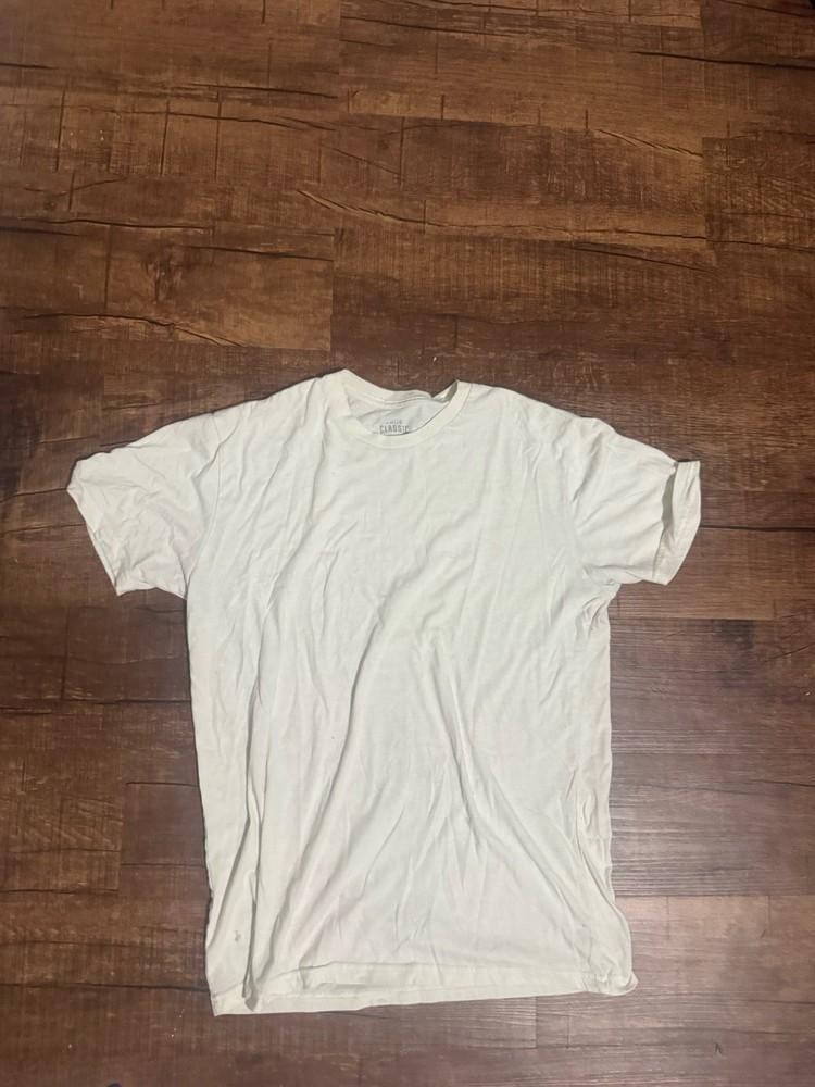 White Cream Size Medium True Classic Tee Shirt Cotton Polyester