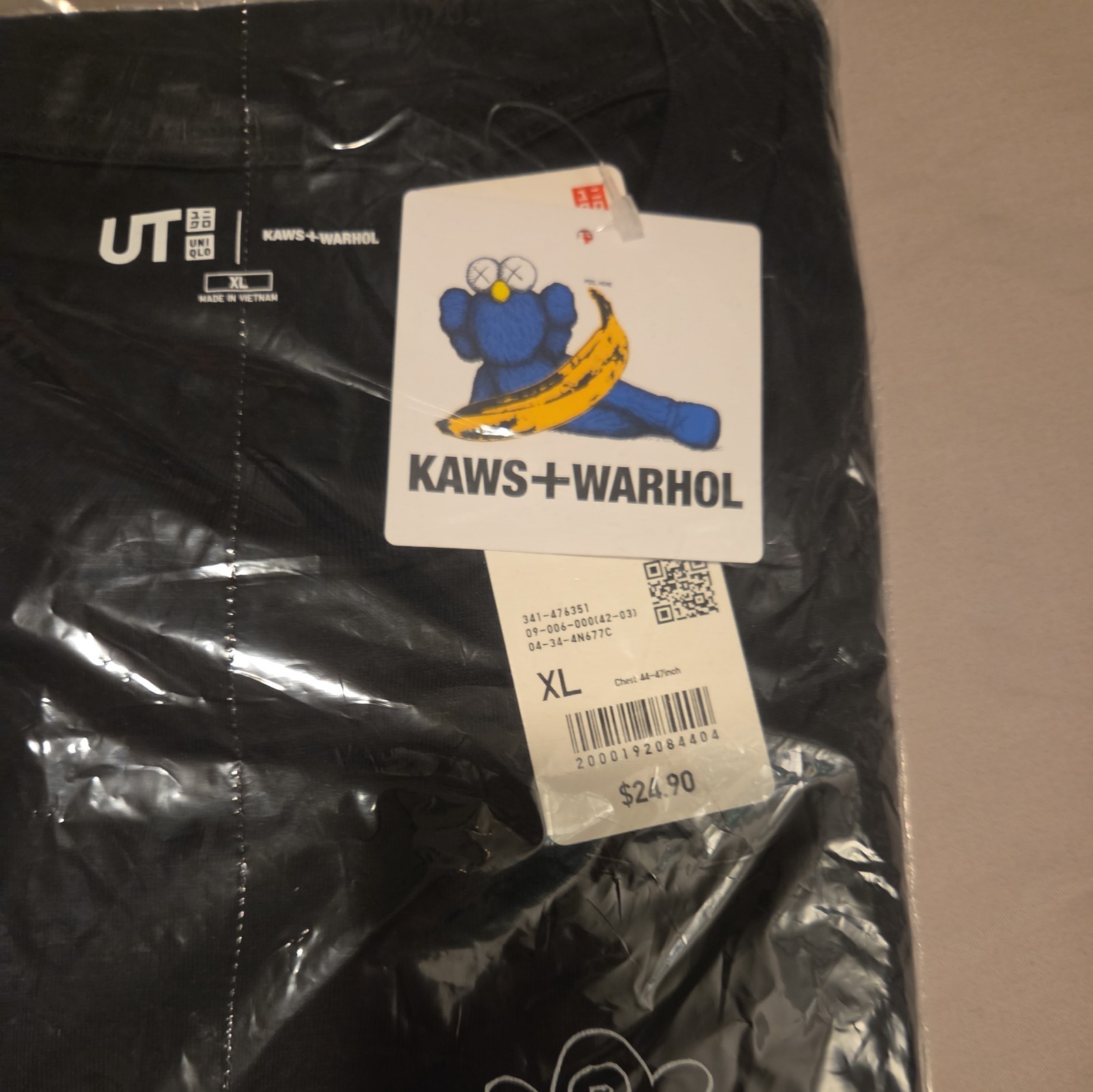 KAWS x Warhol UNIQLO UT Black graphic T-Shirt US size XL NEW w tags gallery
