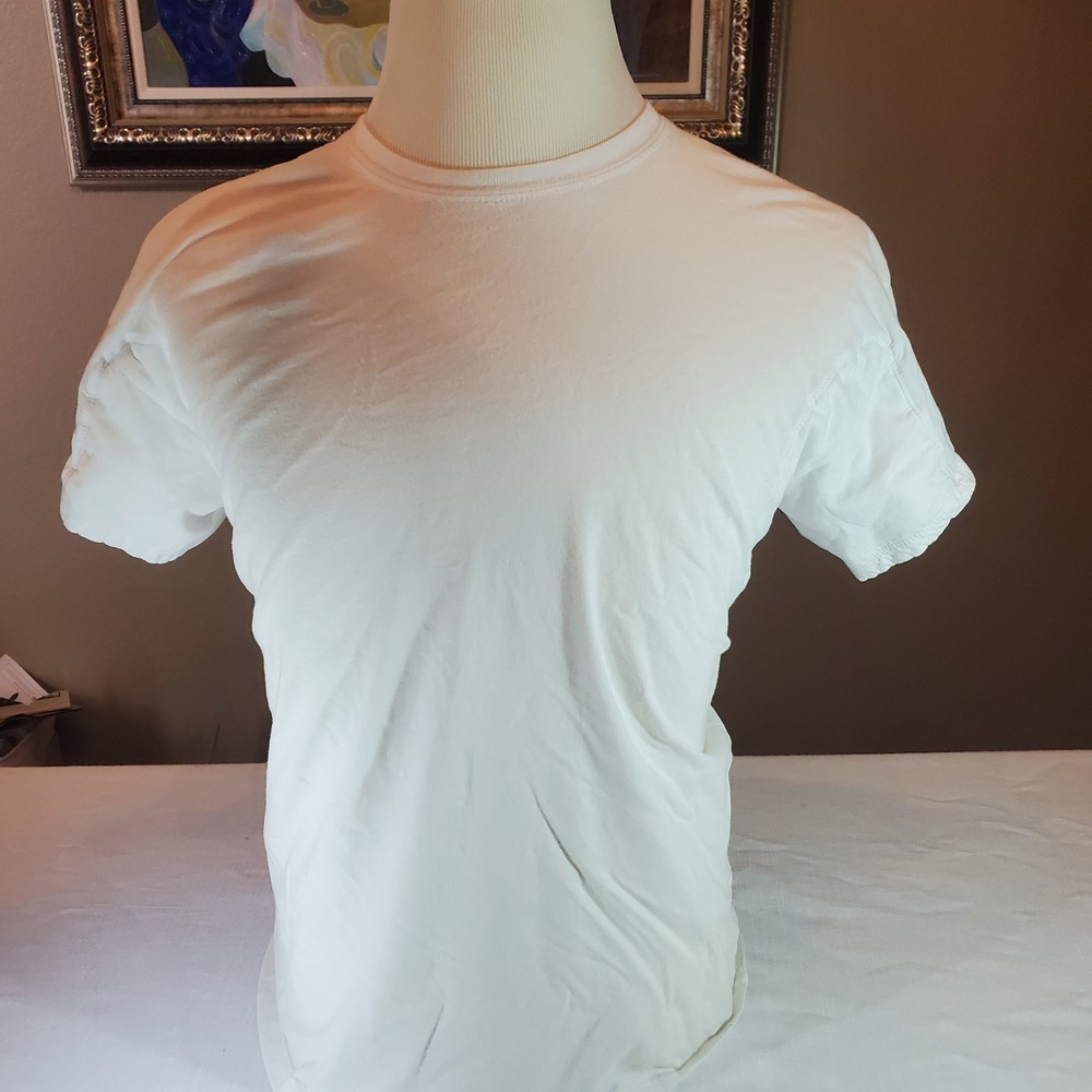 Thompson Tee T-Shirt Size Large | Crew Pre-owned | Sweatproof Technology