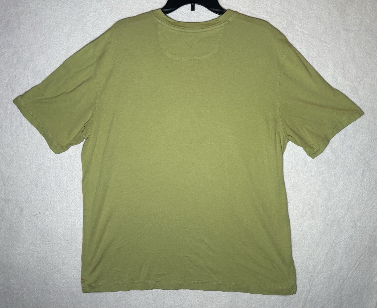 Tommy Bahama Men's Solid Green Crew Neck Logo Tee Pima/Modal Knit, Size L gallery